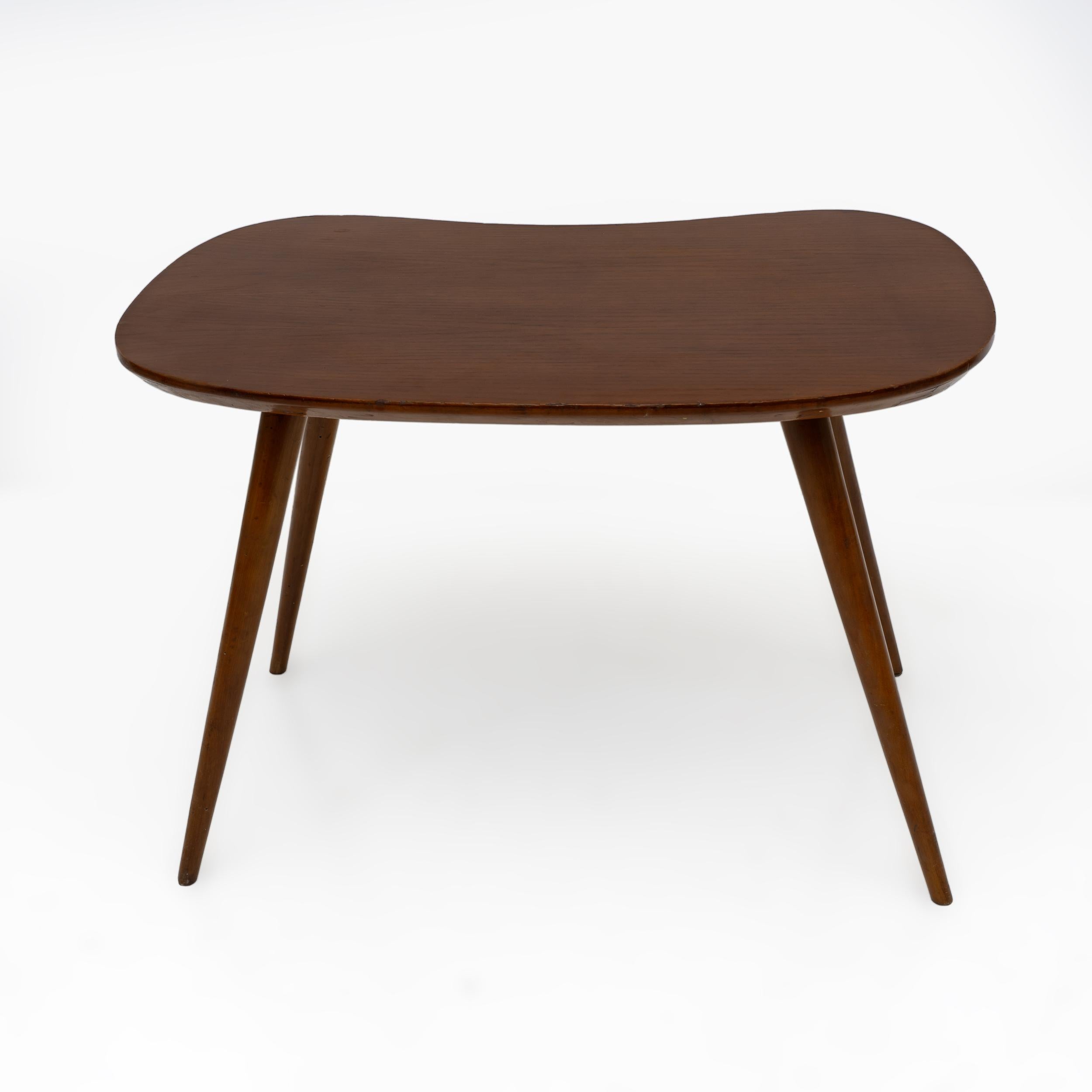 Mid-century Modern Italian Oak Couchtisch, 1970er Jahre (Buchenholz) im Angebot
