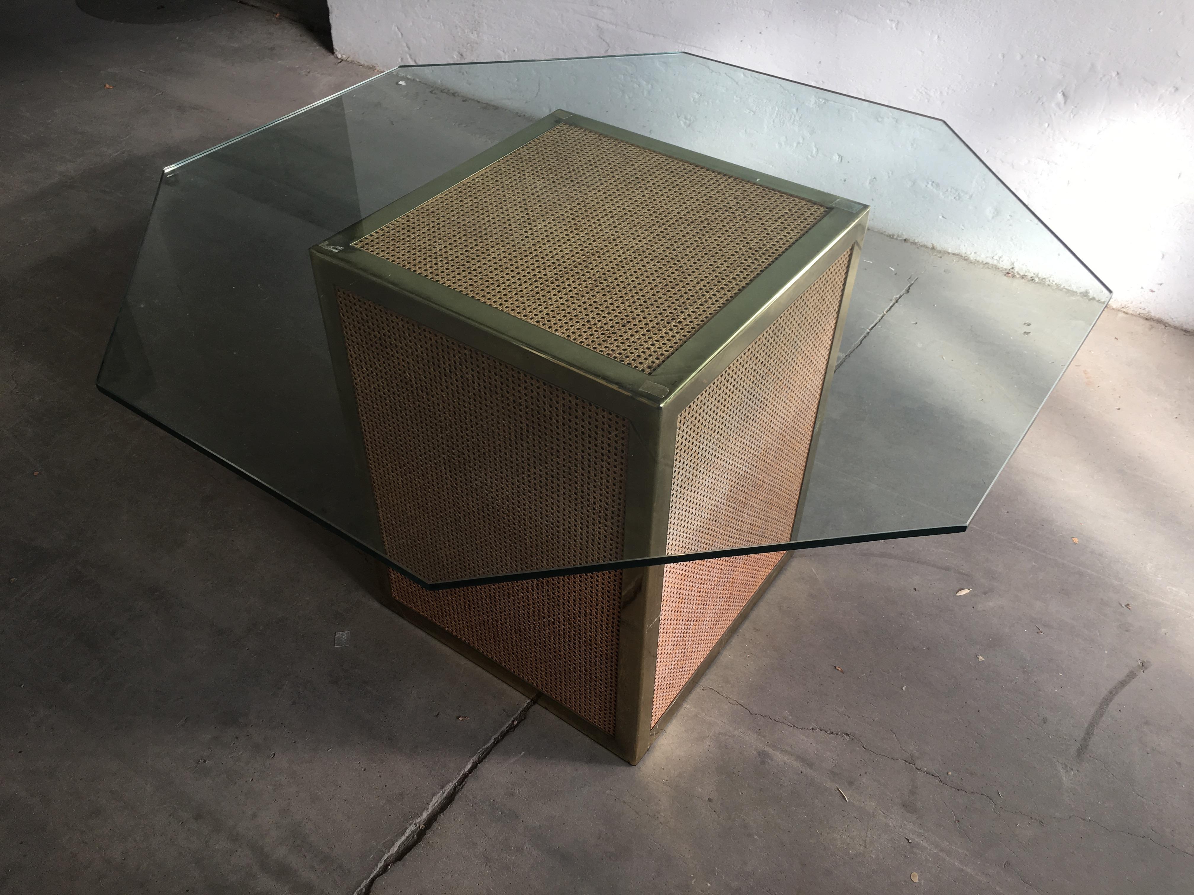 Late 20th Century Mid-Century Modern Italian Octagonal Top Glass Table with Vienna Straw Base