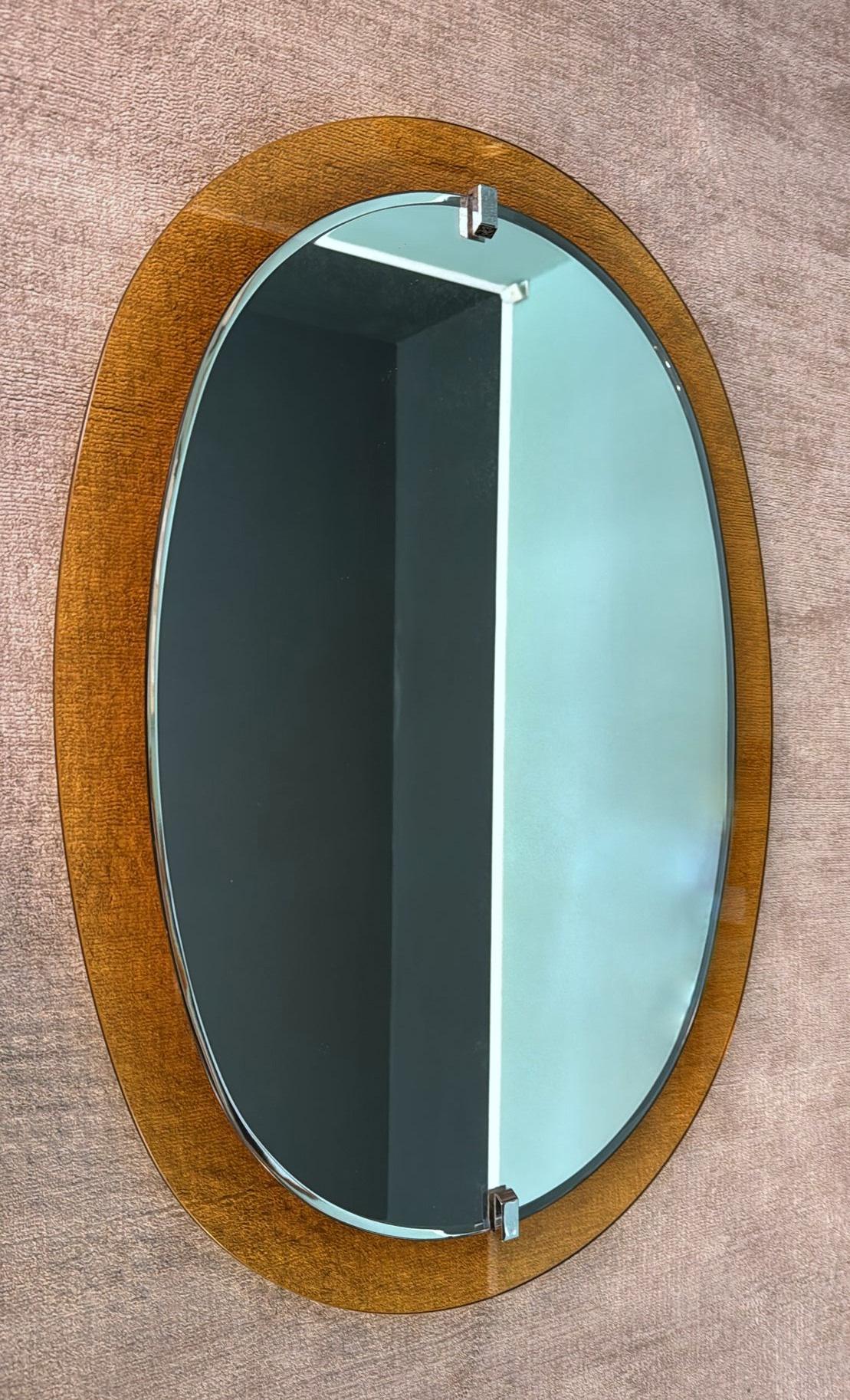 Mid-Century Modern Italian Oval Mirror In Colored Glass By Veca For Fontana Arte For Sale 2