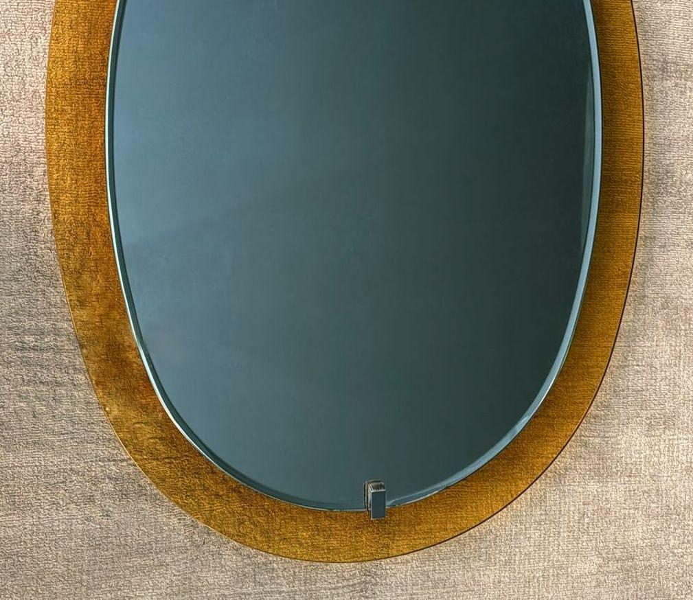 Mid-Century Modern Italian Oval Mirror In Colored Glass By Veca For Fontana Arte For Sale 3
