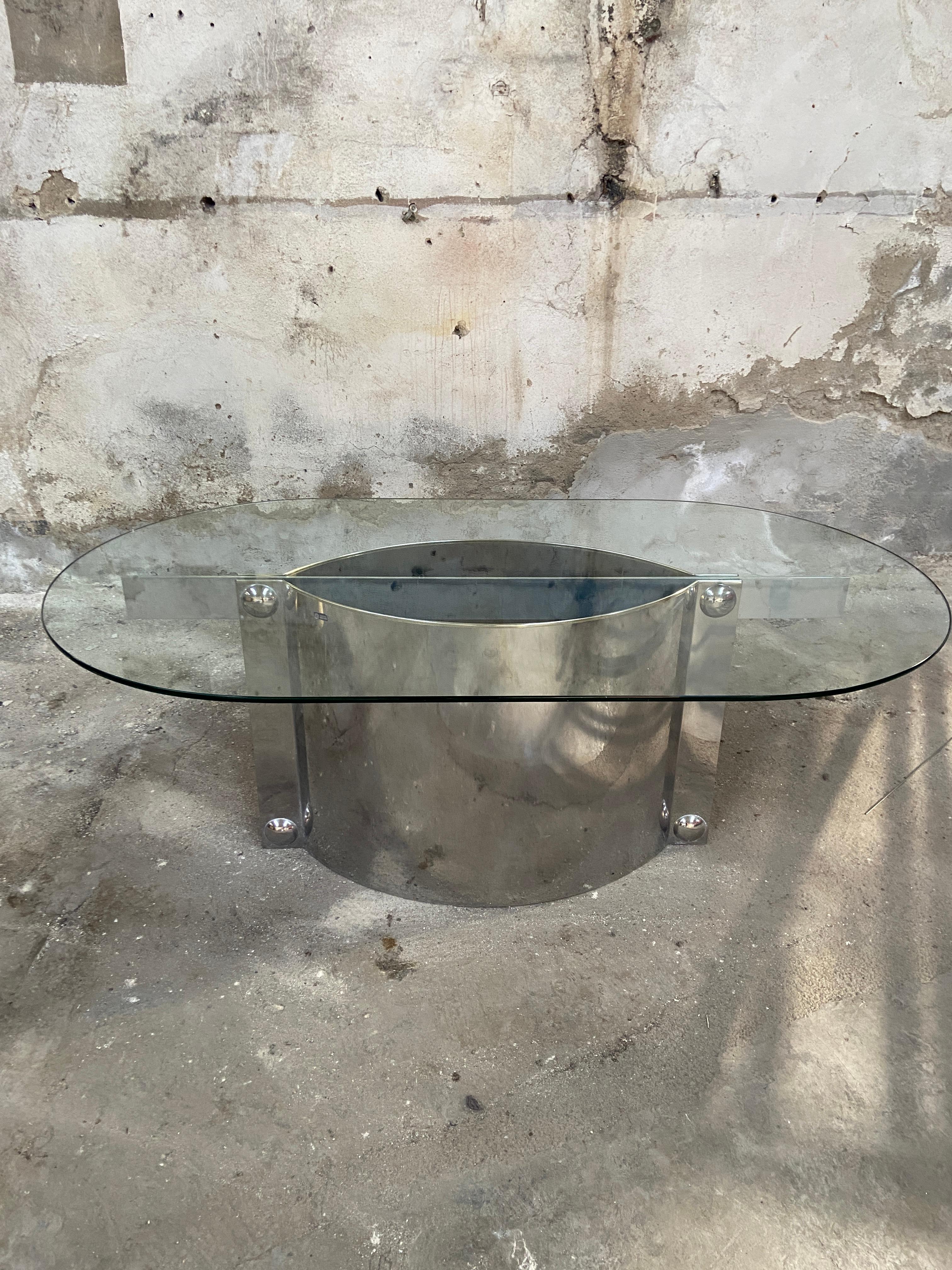 Mid-Century Modern Italian Oval Stainless Steell Table by Vittorio Introini In Good Condition In Prato, IT