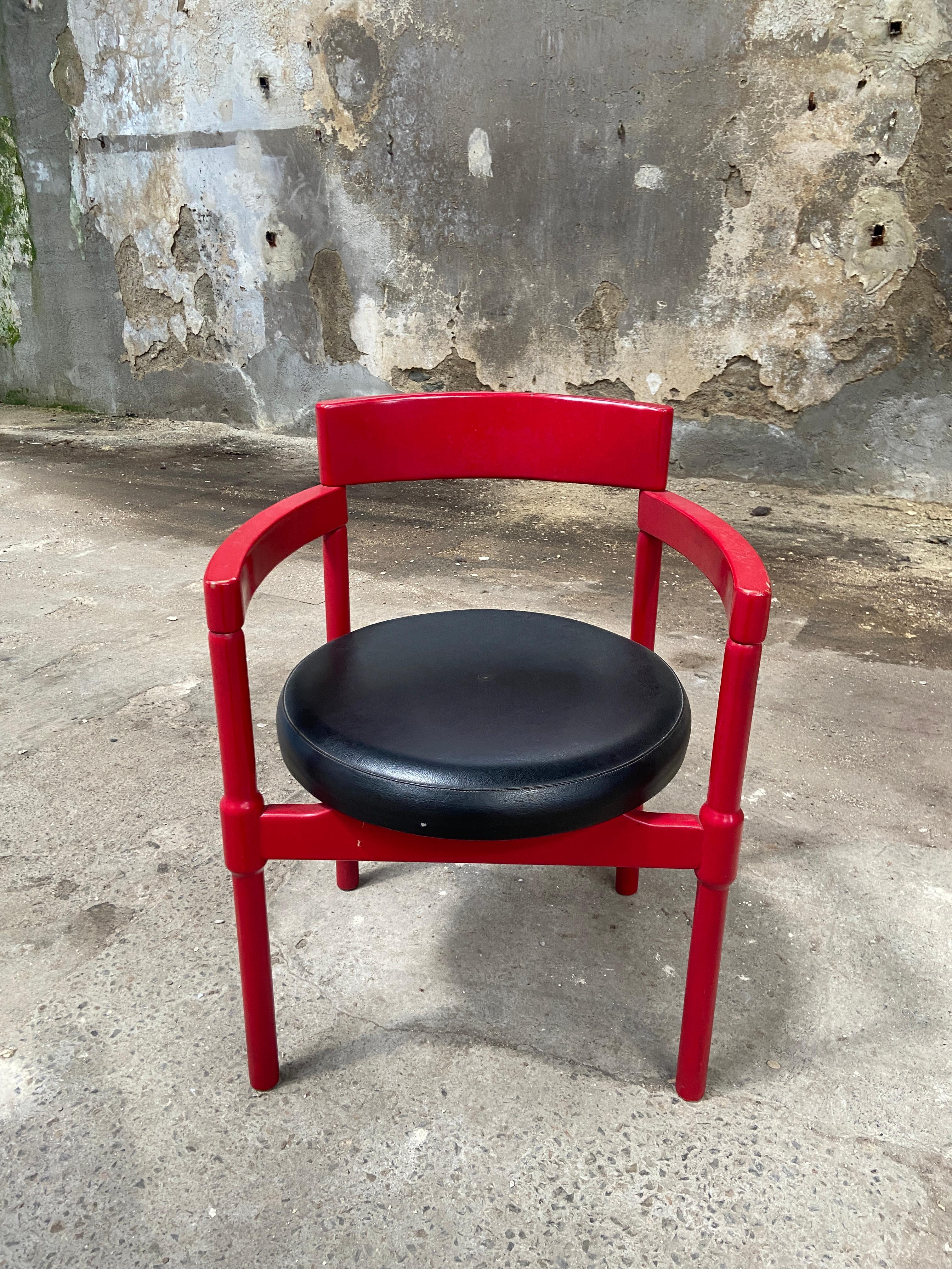 Mid-Century Modern Italian Pair of Armchairs in Lacquered Wood By Magistretti For Sale 6