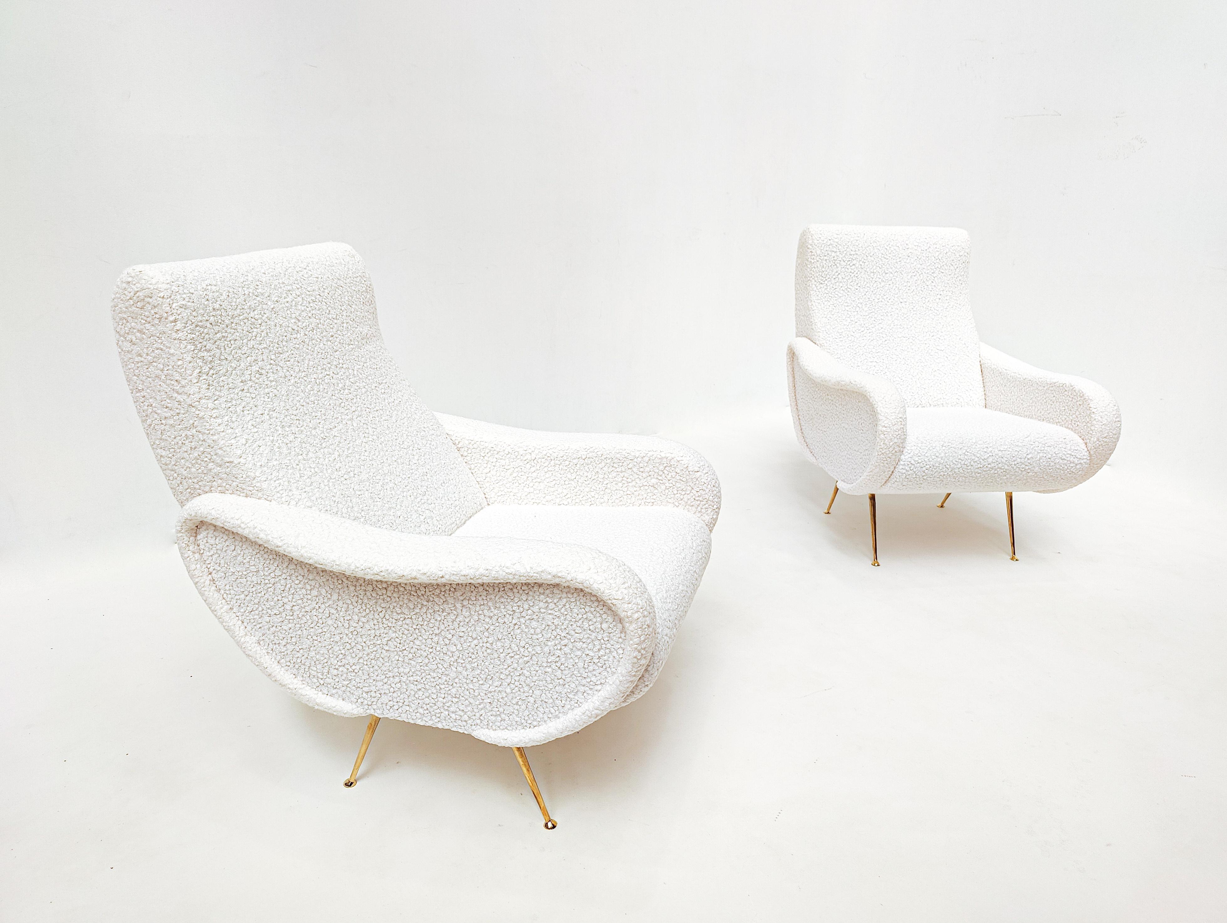 Mid-Century Modern Mid-century Modern Italian Pair of Armchairs, White Boucle Fabric, 1950S For Sale