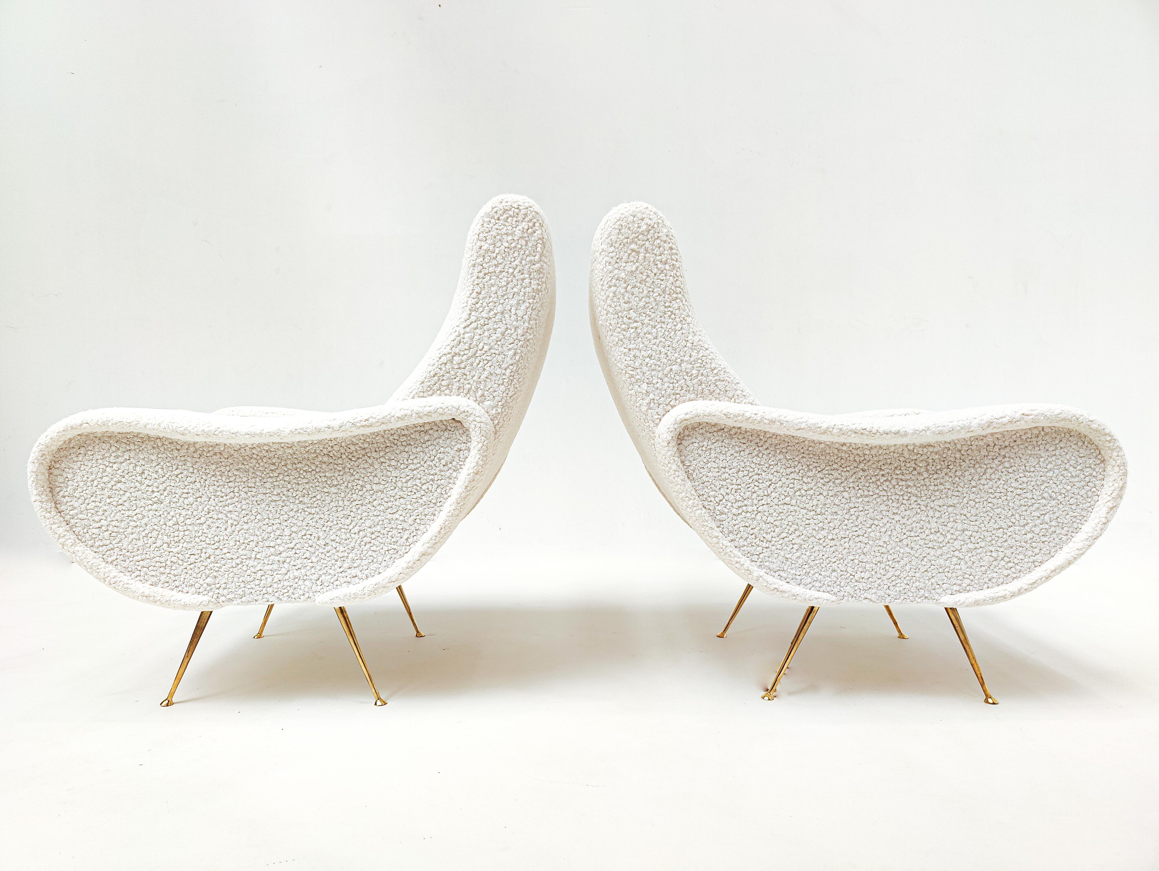 Mid-20th Century Mid-century Modern Italian Pair of Armchairs, White Boucle Fabric, 1950S For Sale