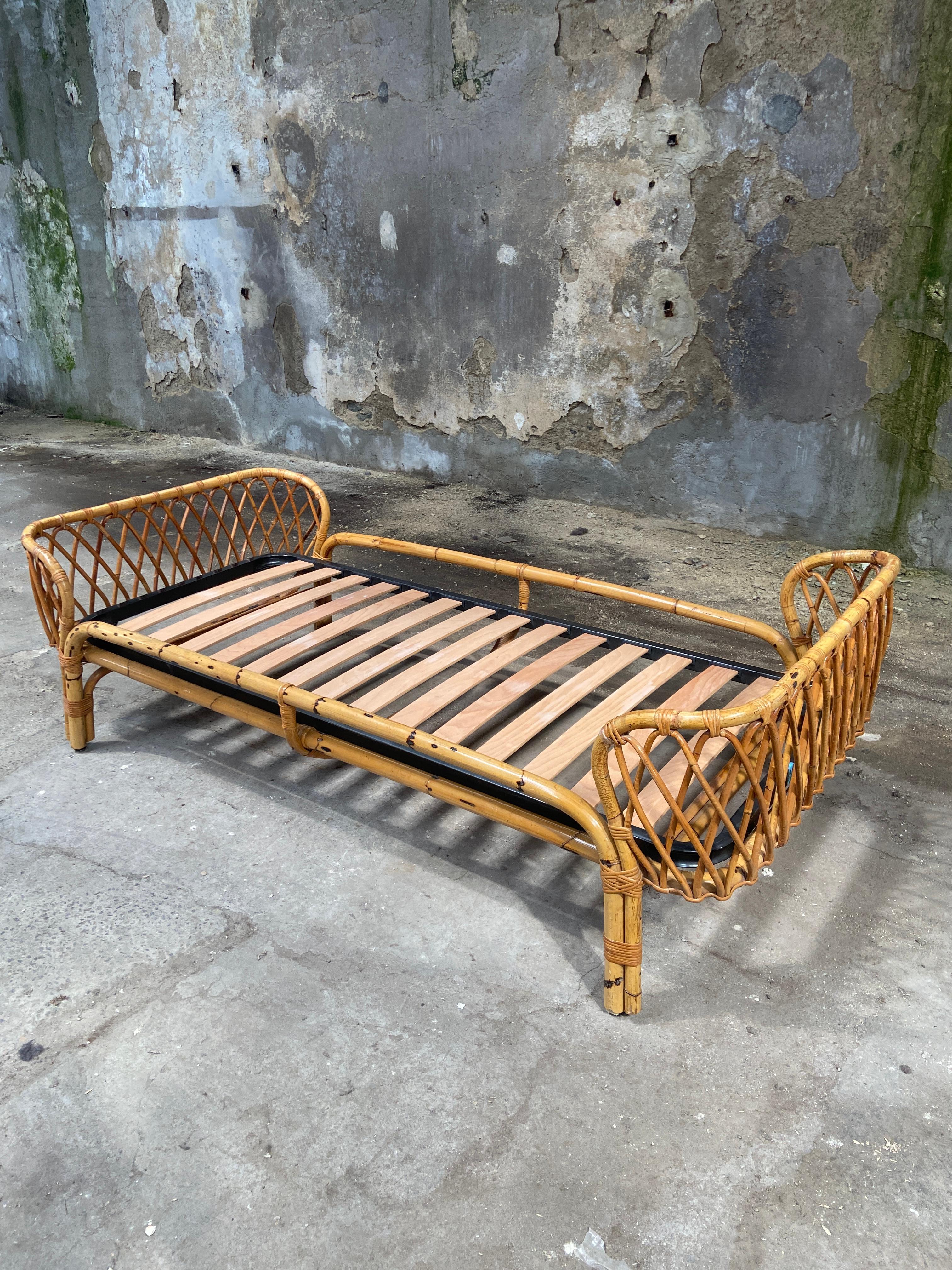 Mid-Century Modern Italian Pair of Bamboo and Rattan Day Beds by Franca Helg For Sale 8
