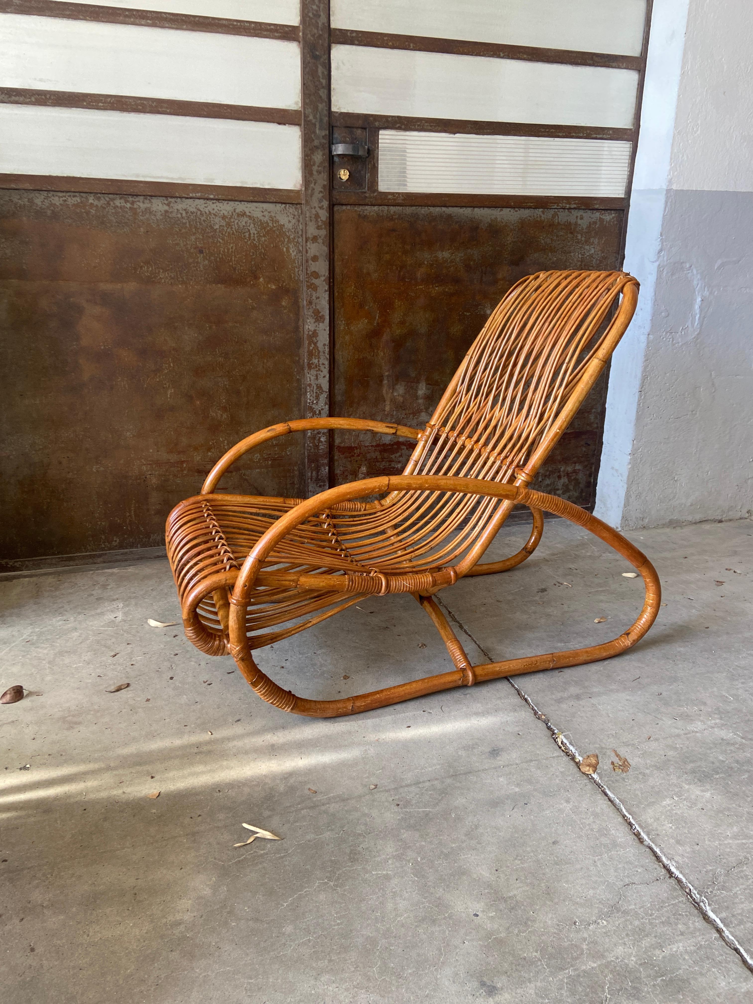 Mid-Century Modern Italian Pair of Bamboo and Rattan Lounge Chairs, 1960s For Sale 2