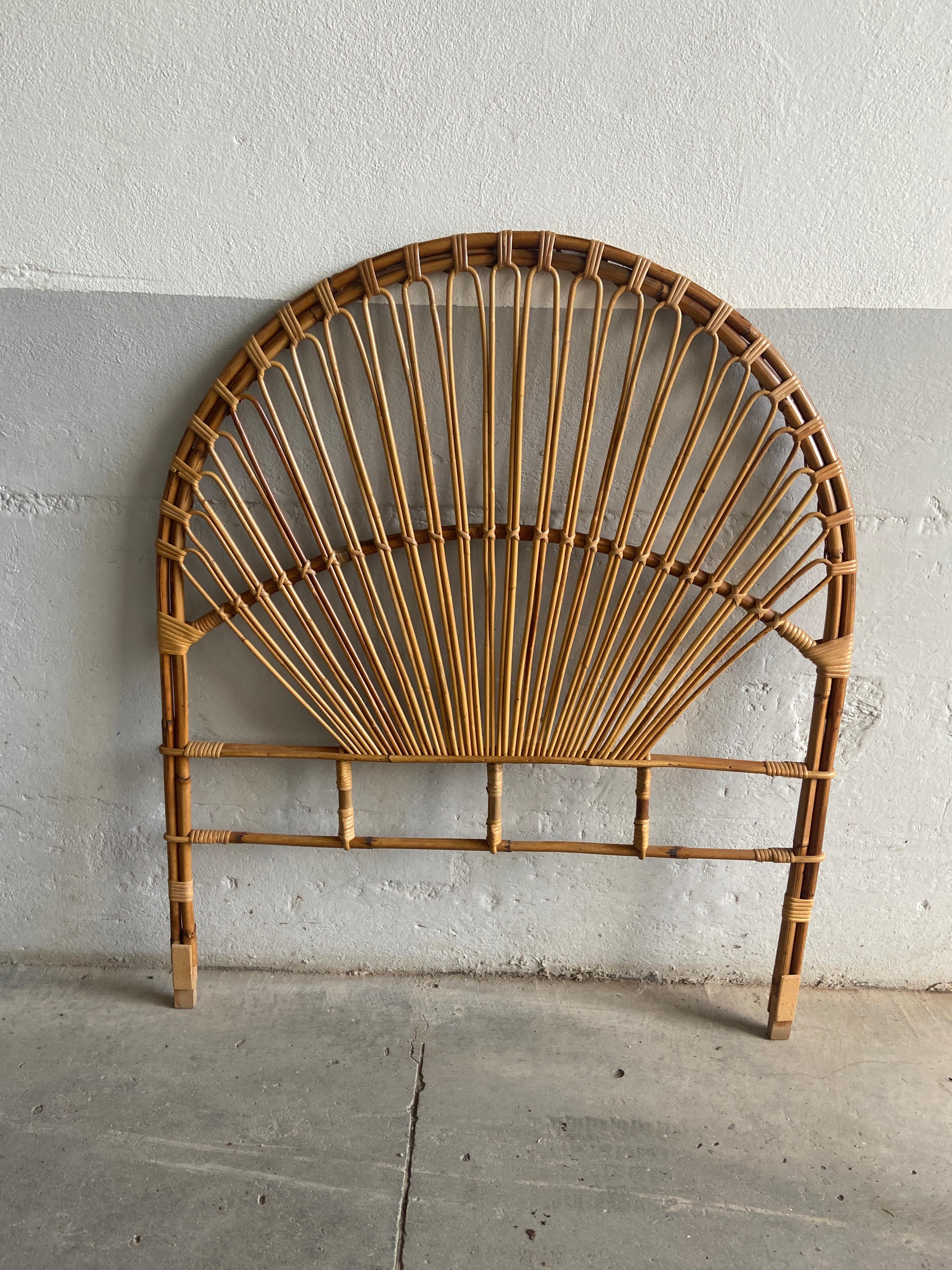 Mid-20th Century Mid-Century Modern Italian Pair of Bamboo and Rattan Peacock Headboards, 1960s