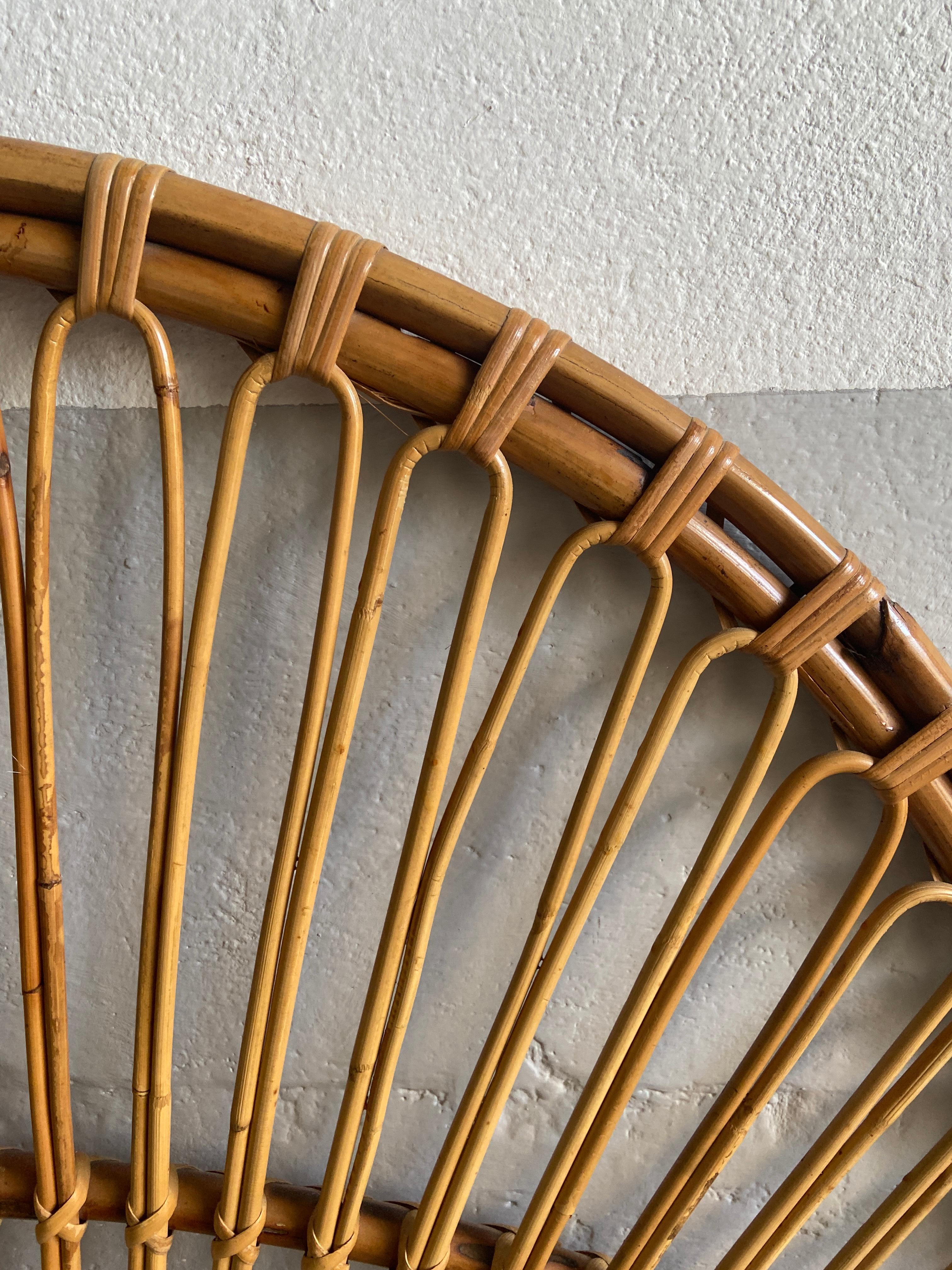 Mid-Century Modern Italian Pair of Bamboo and Rattan Peacock Headboards, 1960s 1