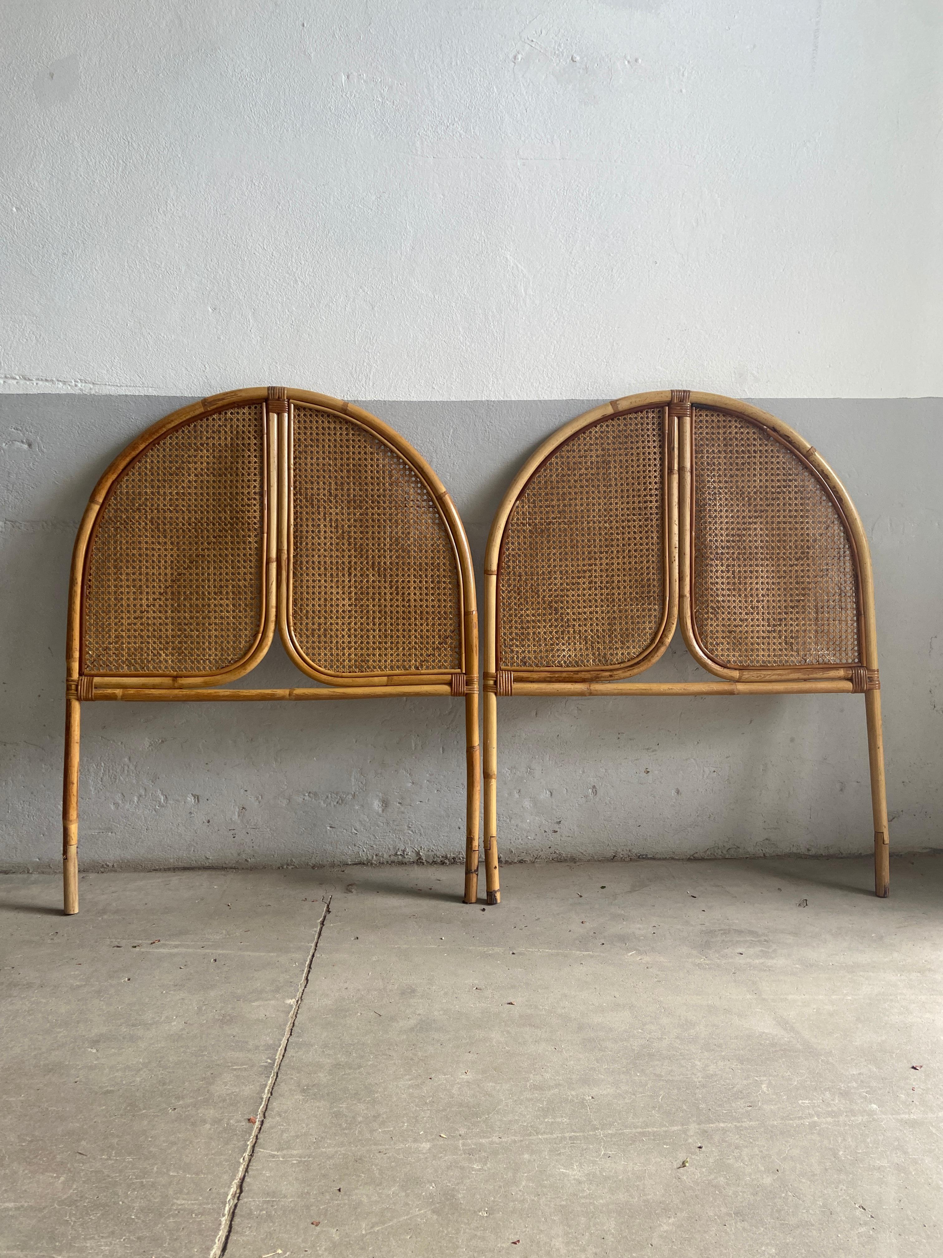 Mid-Century Modern Italian Pair of bamboo and straw single bed heads from 1970s.