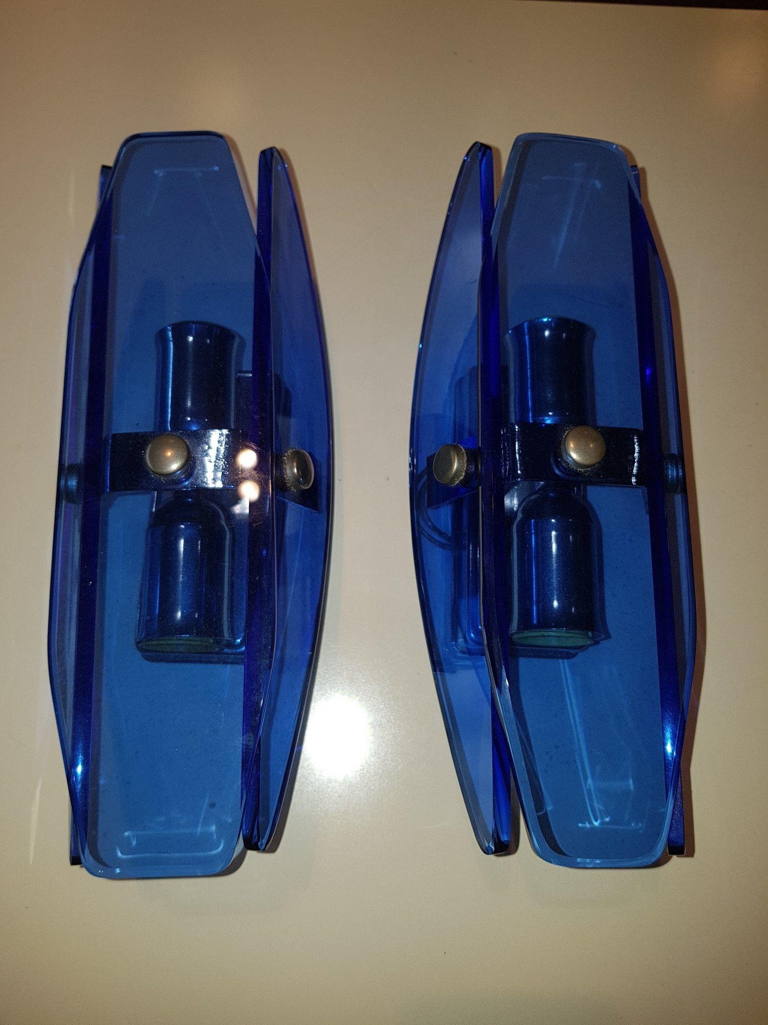 Mid Century Modern, Italian Pair of Blue Glass Wall Lights by Veca In Good Condition In London, GB