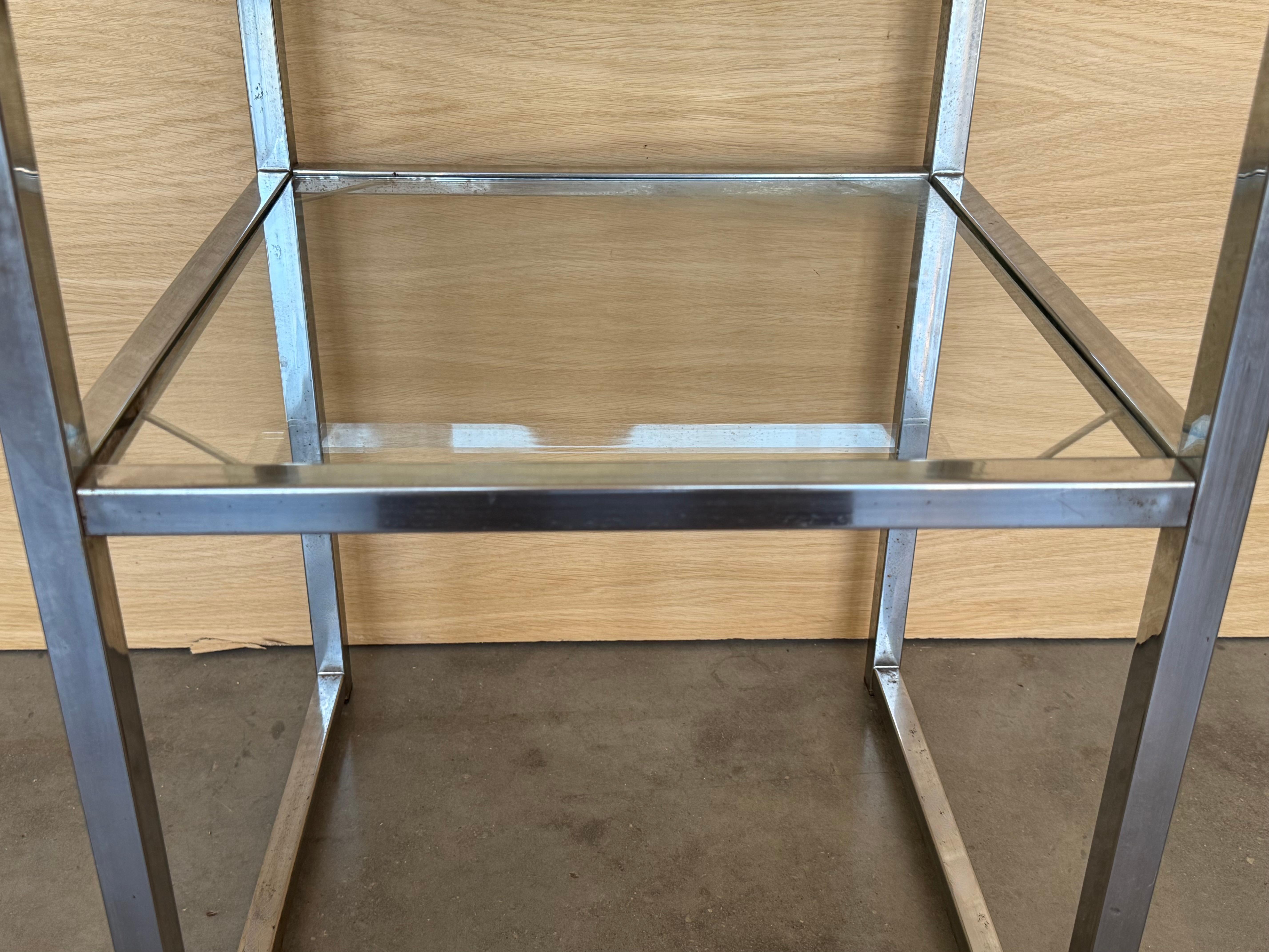 Mid Century Modern Italian Pair of Chrome Side Tables, circa 1970 For Sale 3