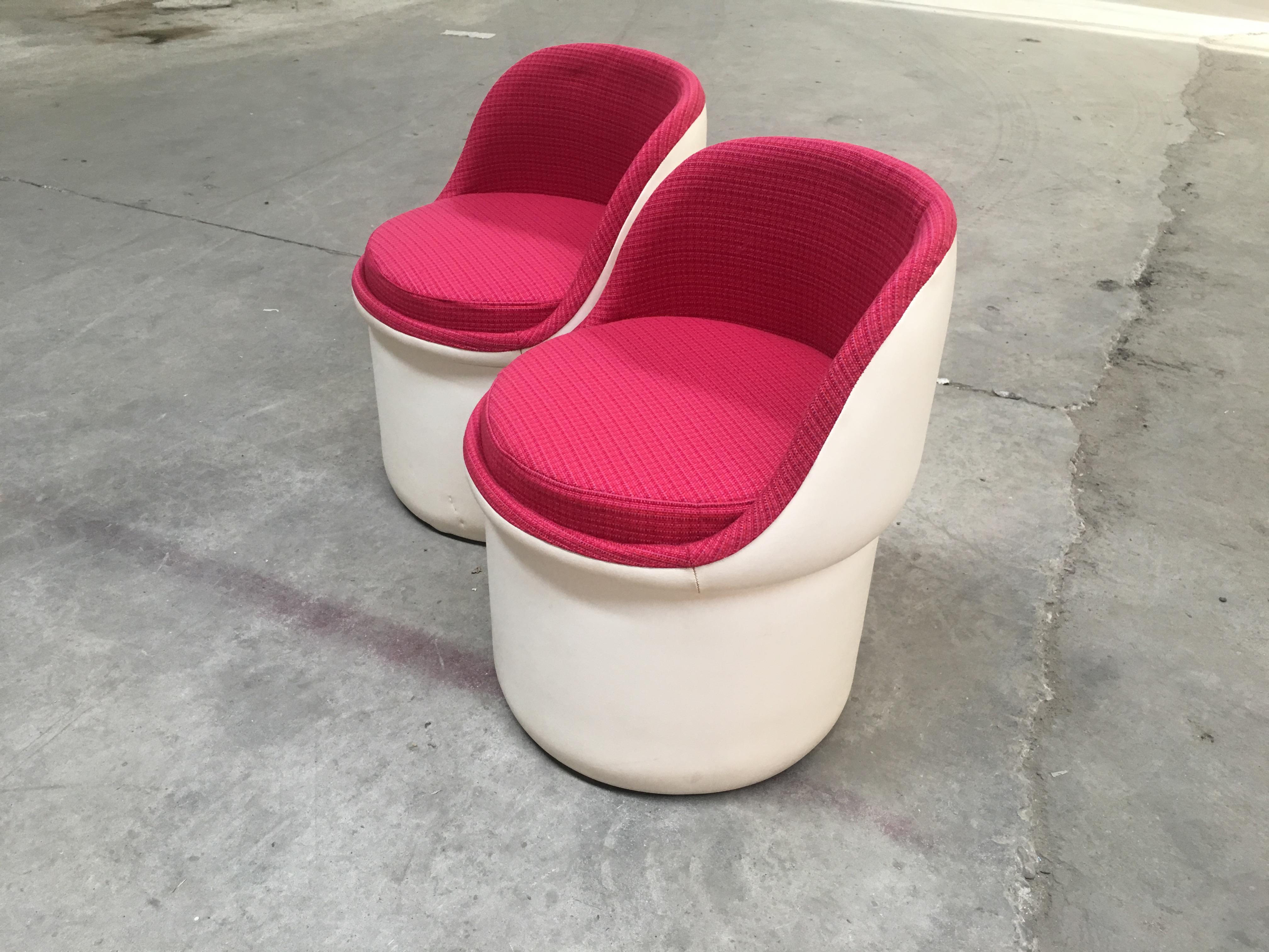 Mid-Century Modern Italian Pair of Faux Leather and Fabric Armchairs, 1970s For Sale 1