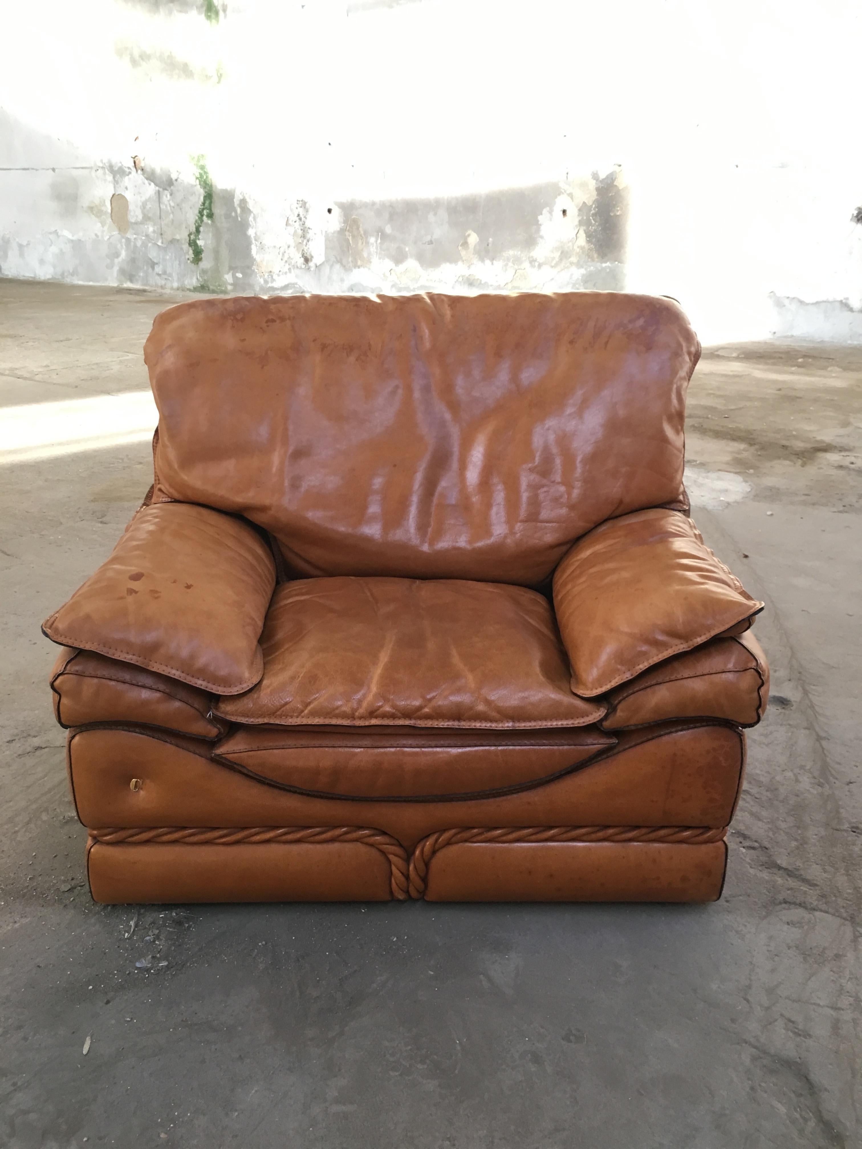 Mid-Century Modern Italian Pair of Leather Armchairs by Mobilificio Colombo For Sale 4
