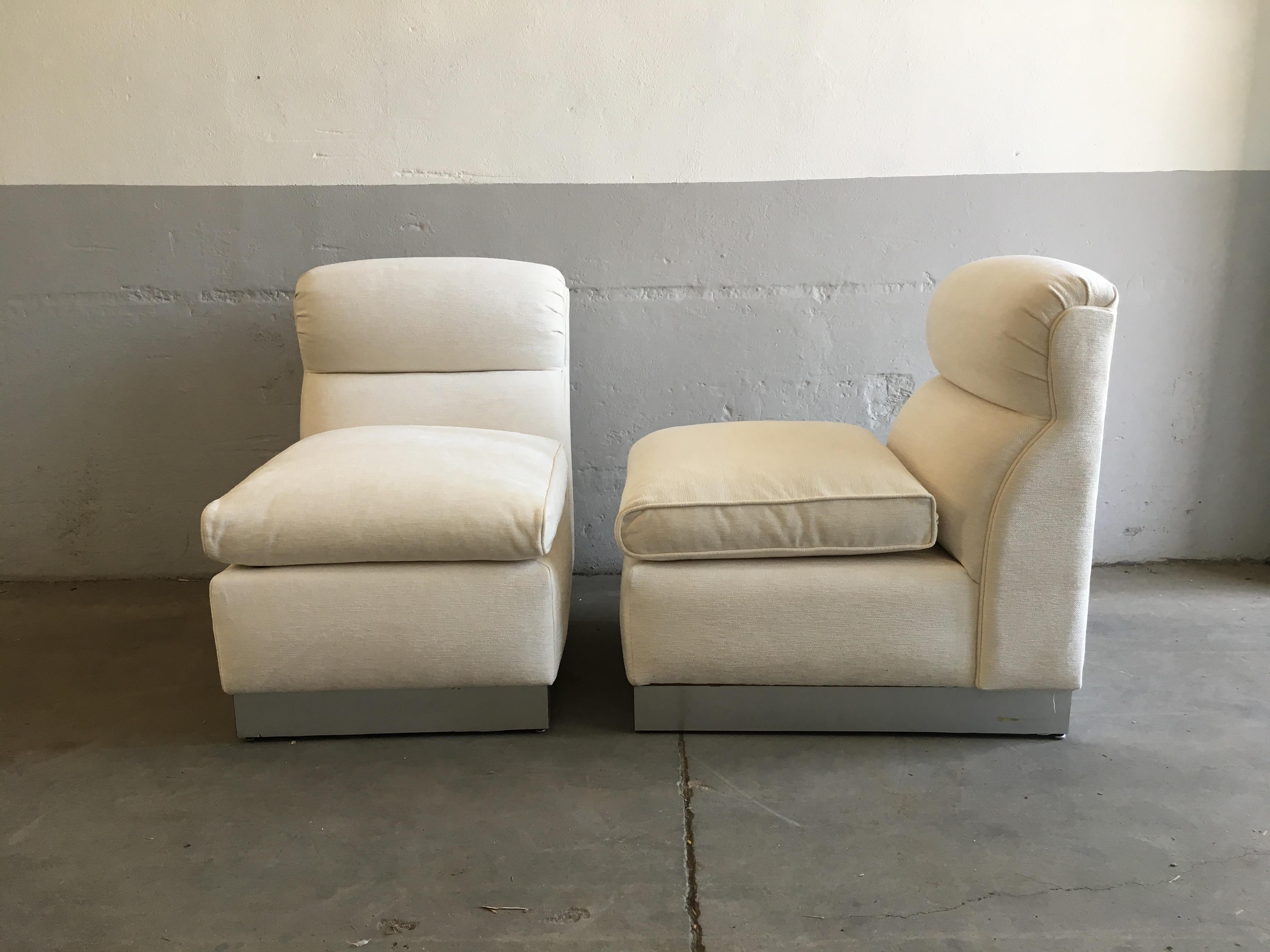 Mid-Century Modern Italian Pair of Modular Armchairs with Chrome Base, 1970s In Good Condition For Sale In Prato, IT