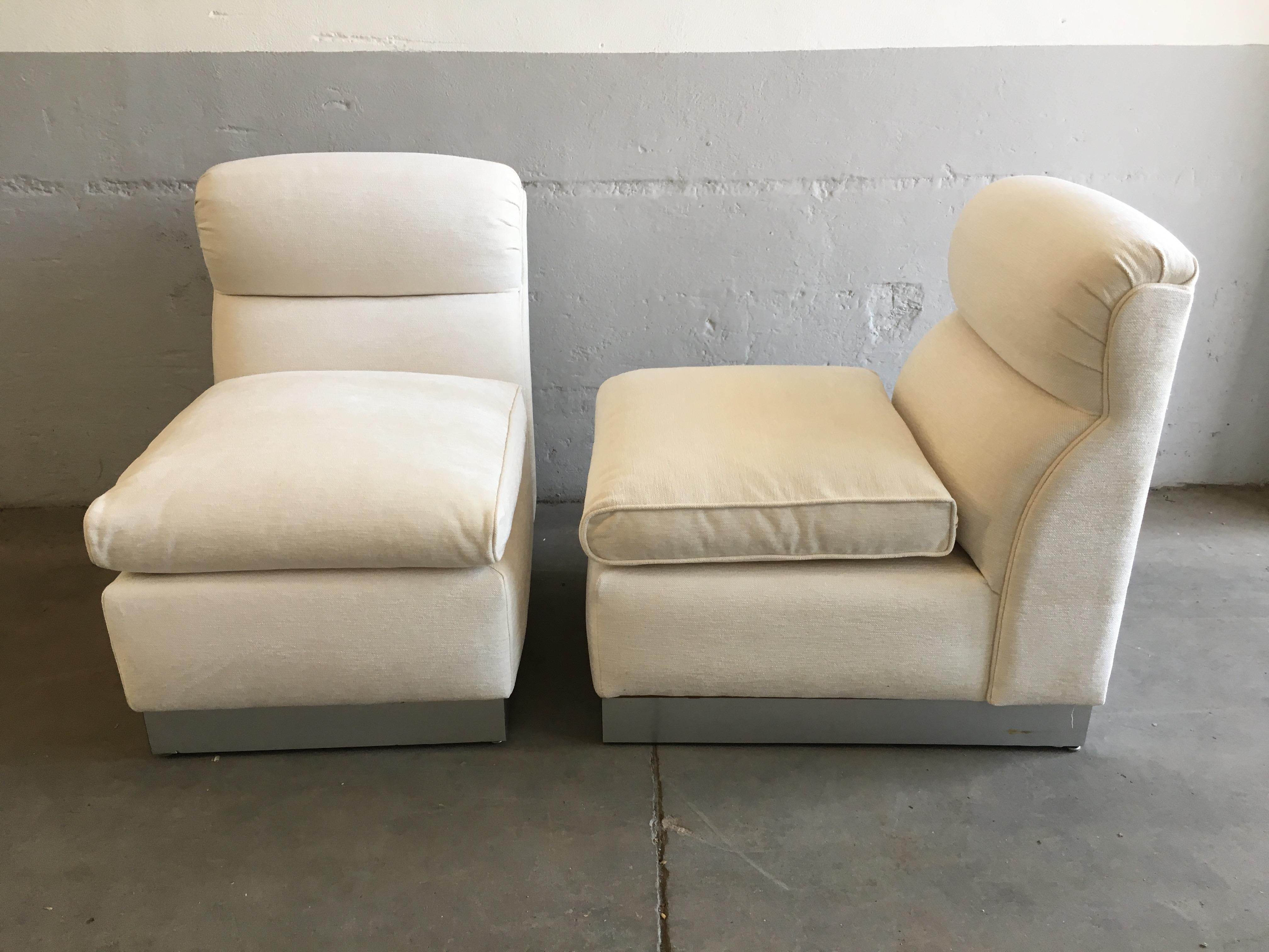 Late 20th Century Mid-Century Modern Italian Pair of Modular Armchairs with Chrome Base, 1970s For Sale