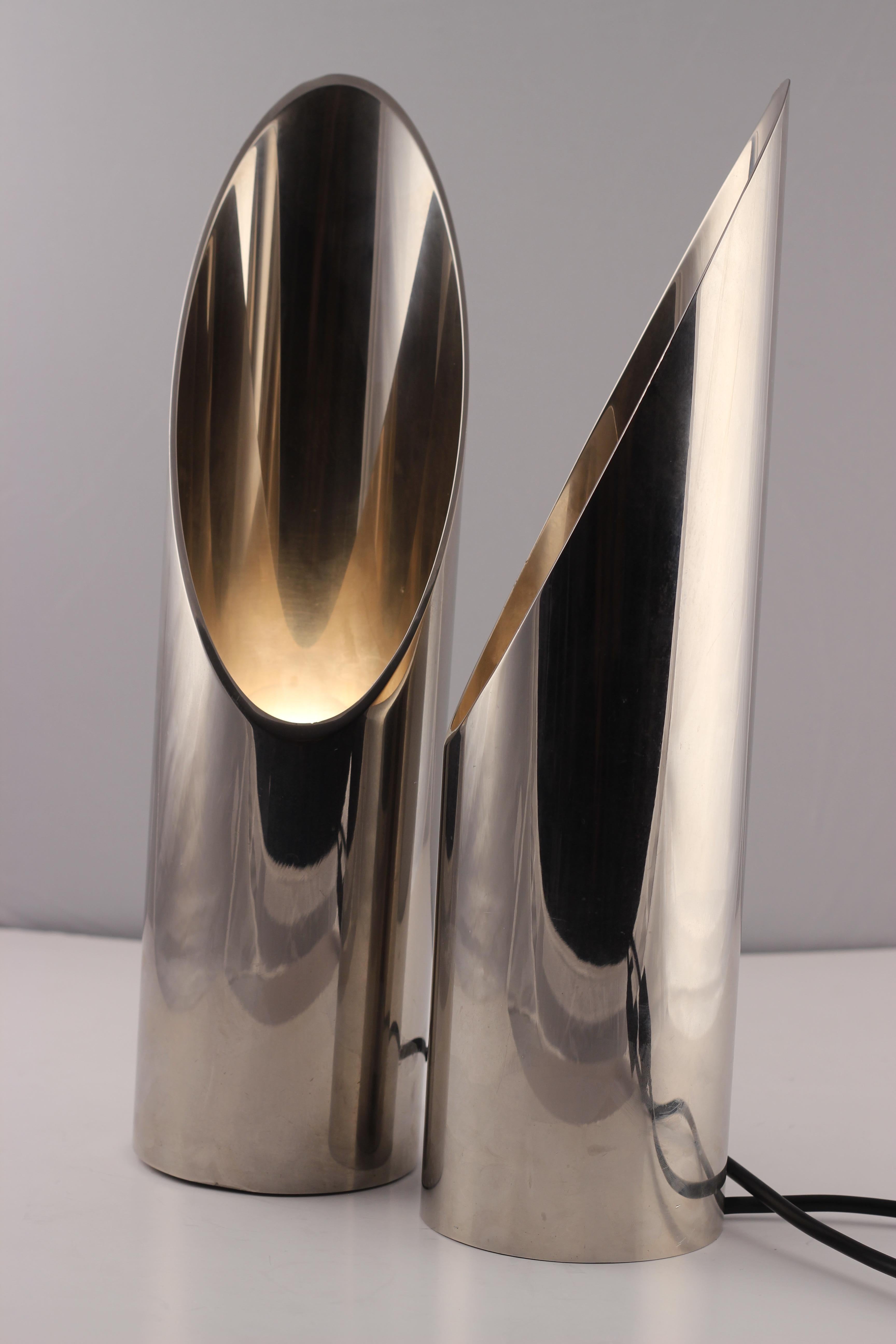 Mid-Century Modern Italian Pair of Table Up Lighters Attributed to Stilnovo 1