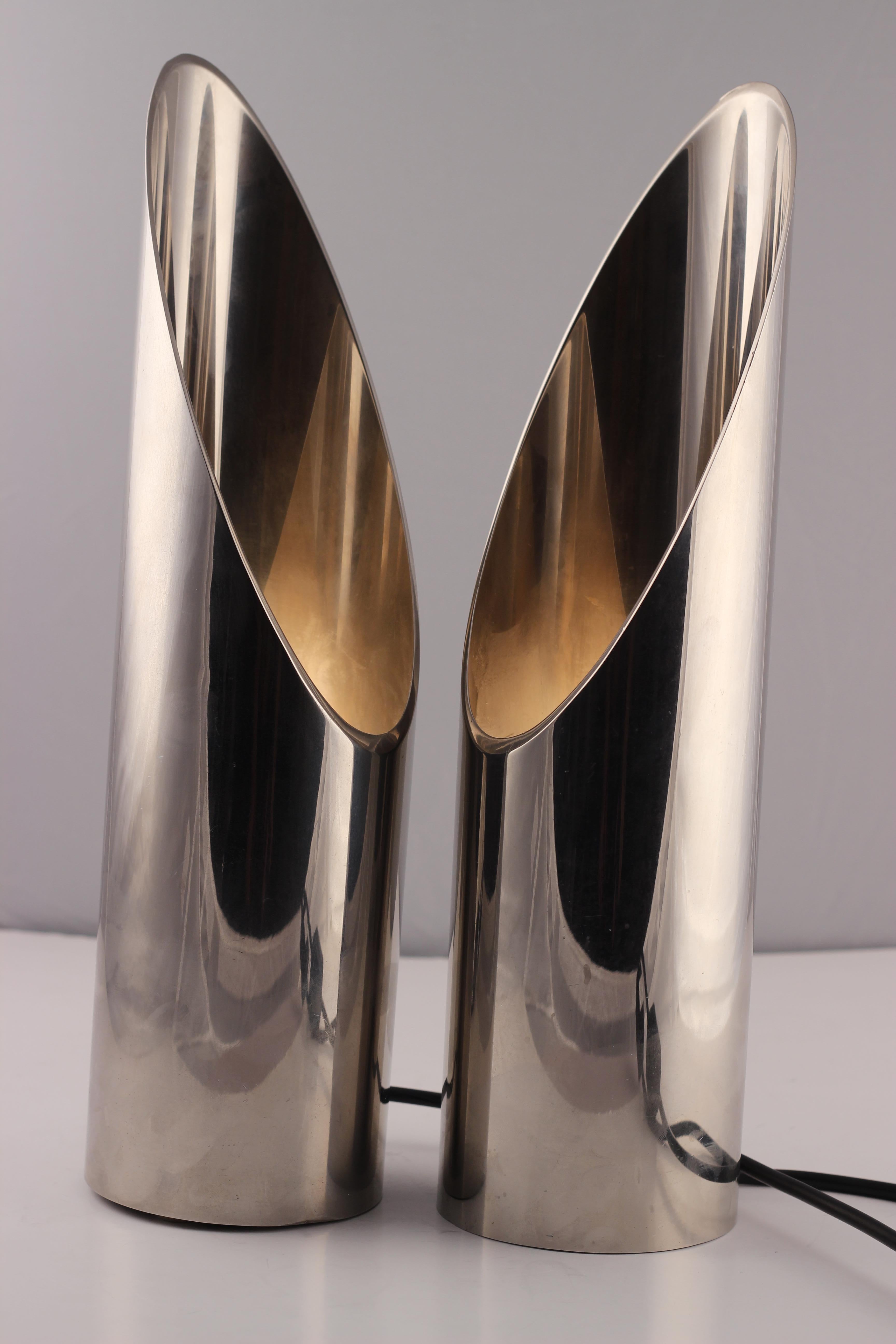 Mid-Century Modern Italian Pair of Table Up Lighters Attributed to Stilnovo 2
