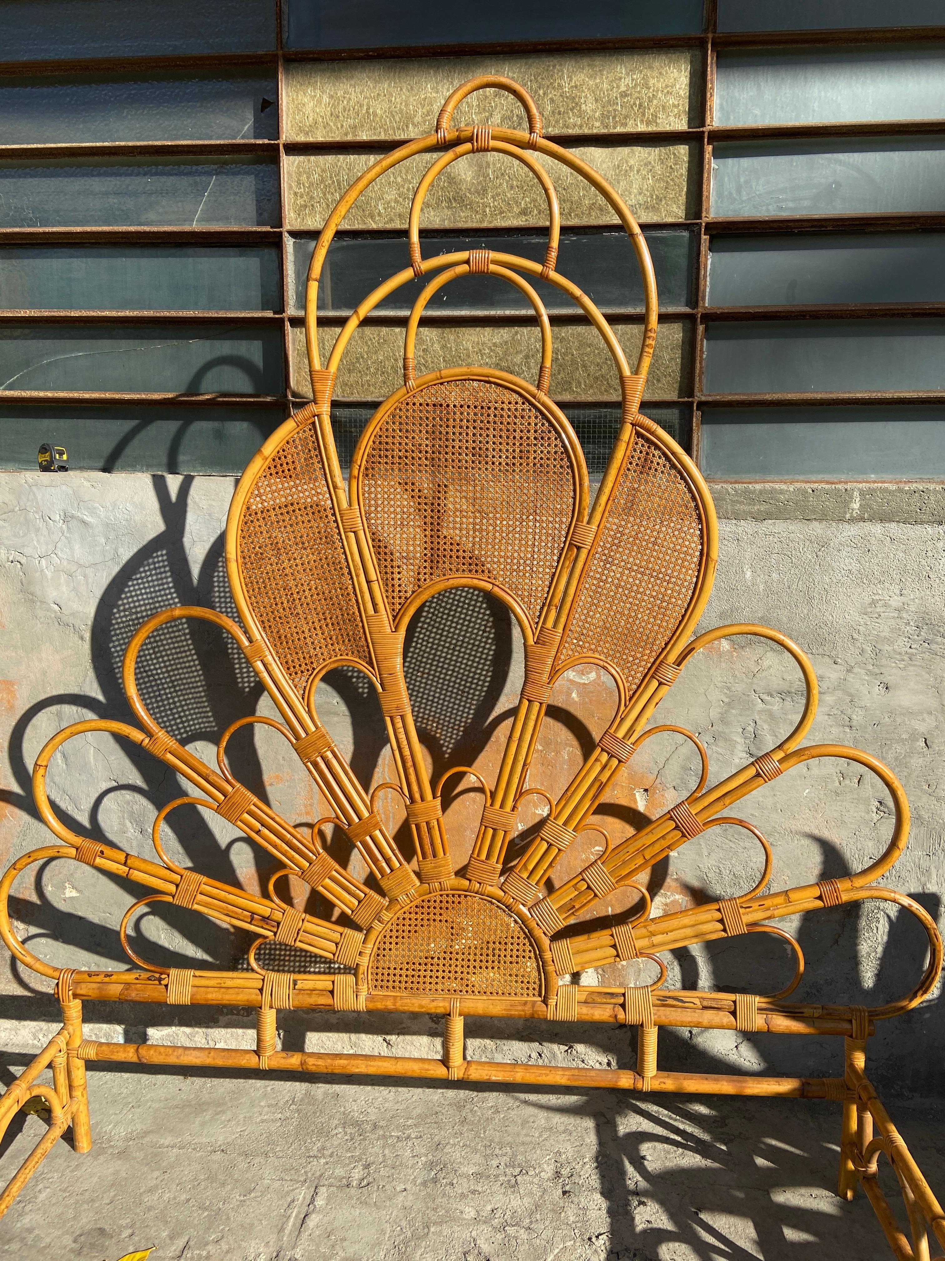 Late 20th Century Mid-Century Modern Italian Peacock Queen Size Wicker and Bamboo Bed, 1970s