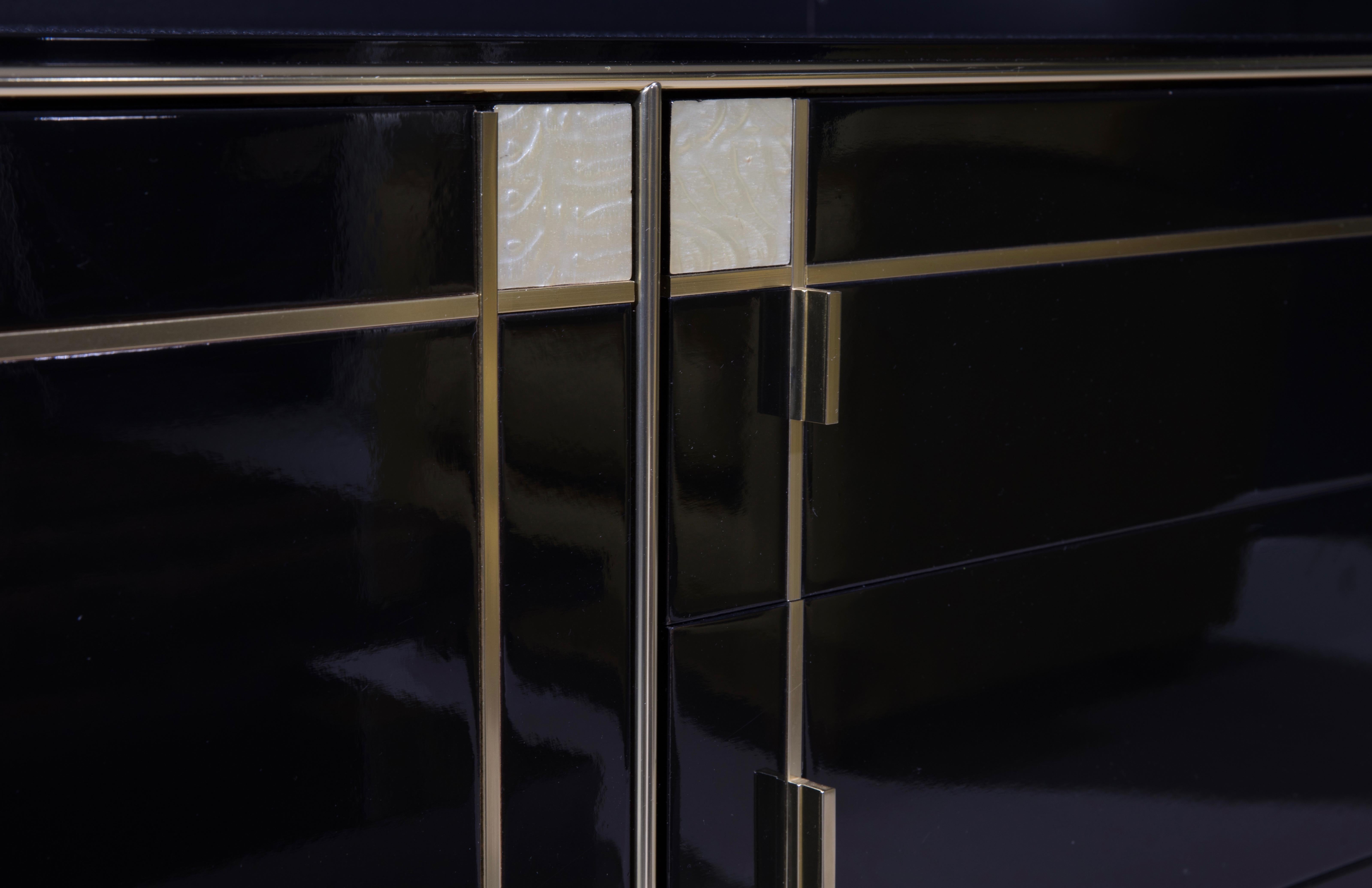 Mid-Century Modern Italian Pierre Cardin Black Lacquered Sideboard 5