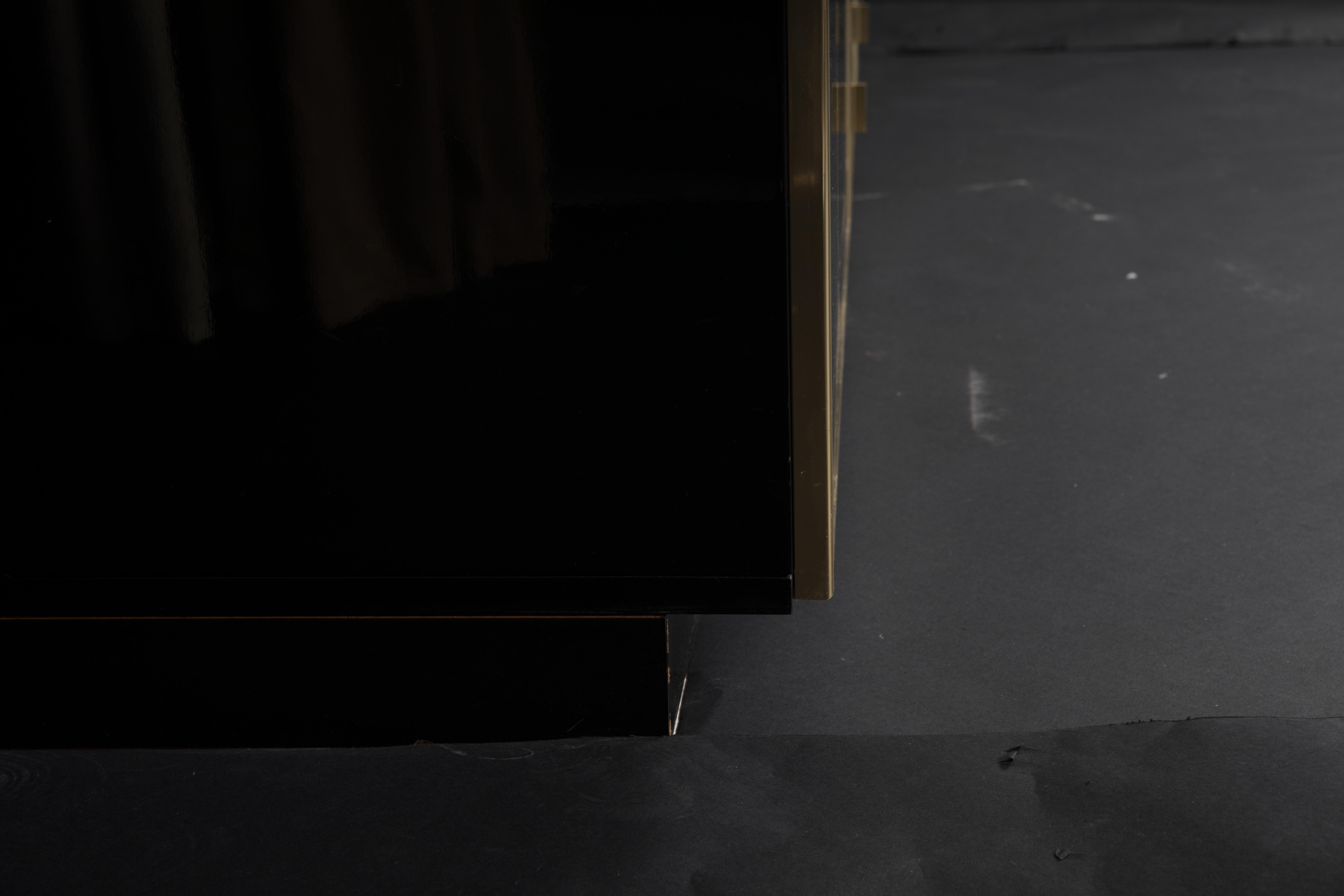 Mid-Century Modern Italian Pierre Cardin Black Lacquered Sideboard 9