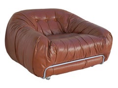 Mid-Century Modern Italian Pod Lounge Club Chair in the Manner of Tobia Scarpa