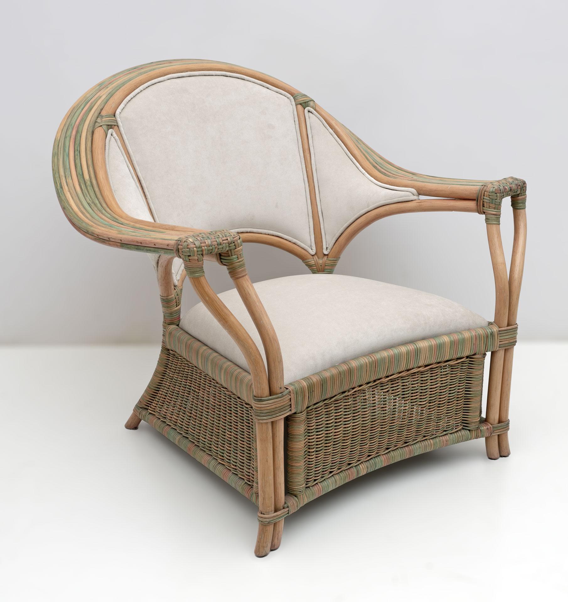 Mid-century Modern Italian Rattan and Wicker Two Armchairs and Sofa, 1970s For Sale 8
