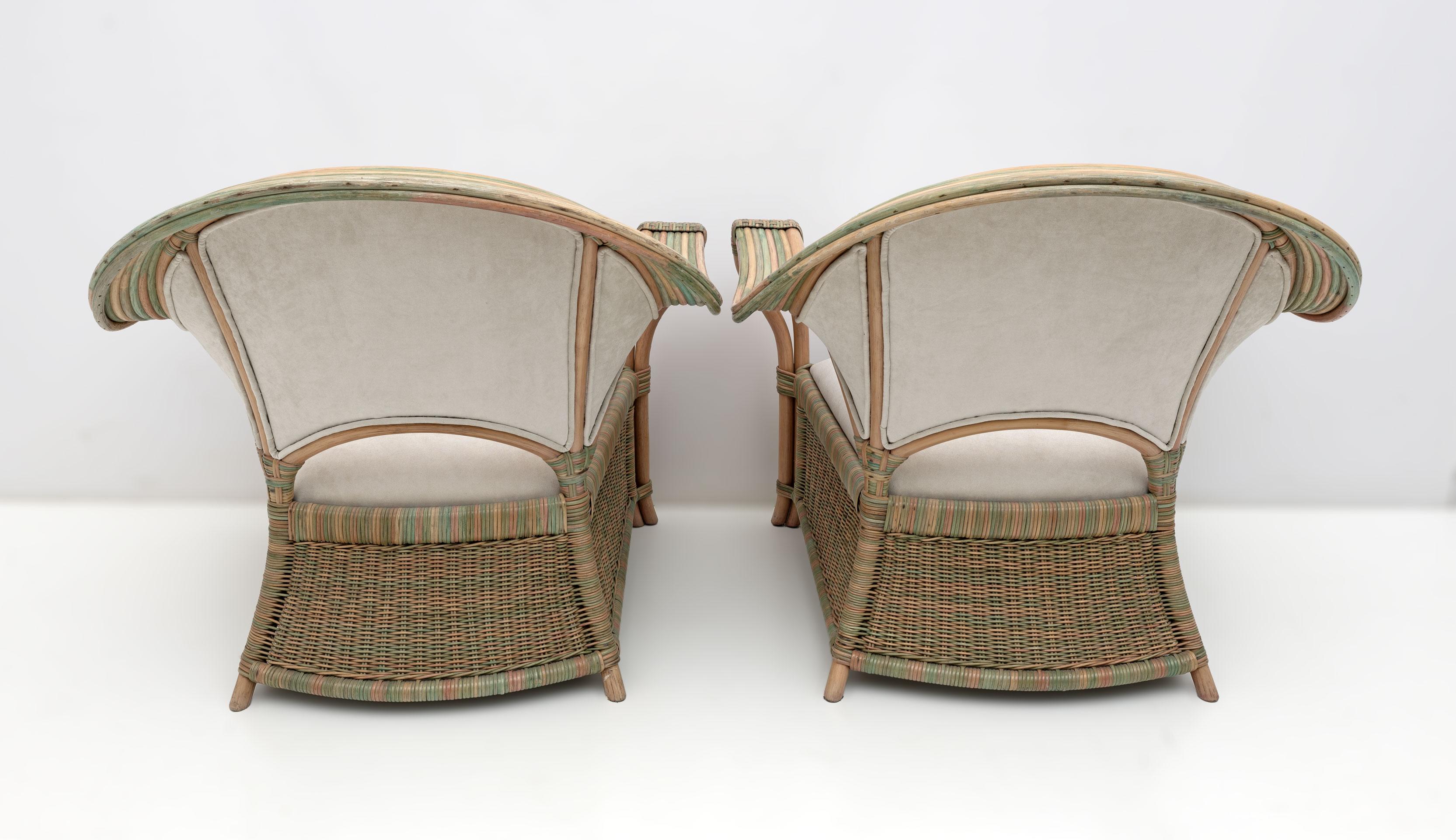 Mid-century Modern Italian Rattan and Wicker Two Armchairs and Sofa, 1970s For Sale 10