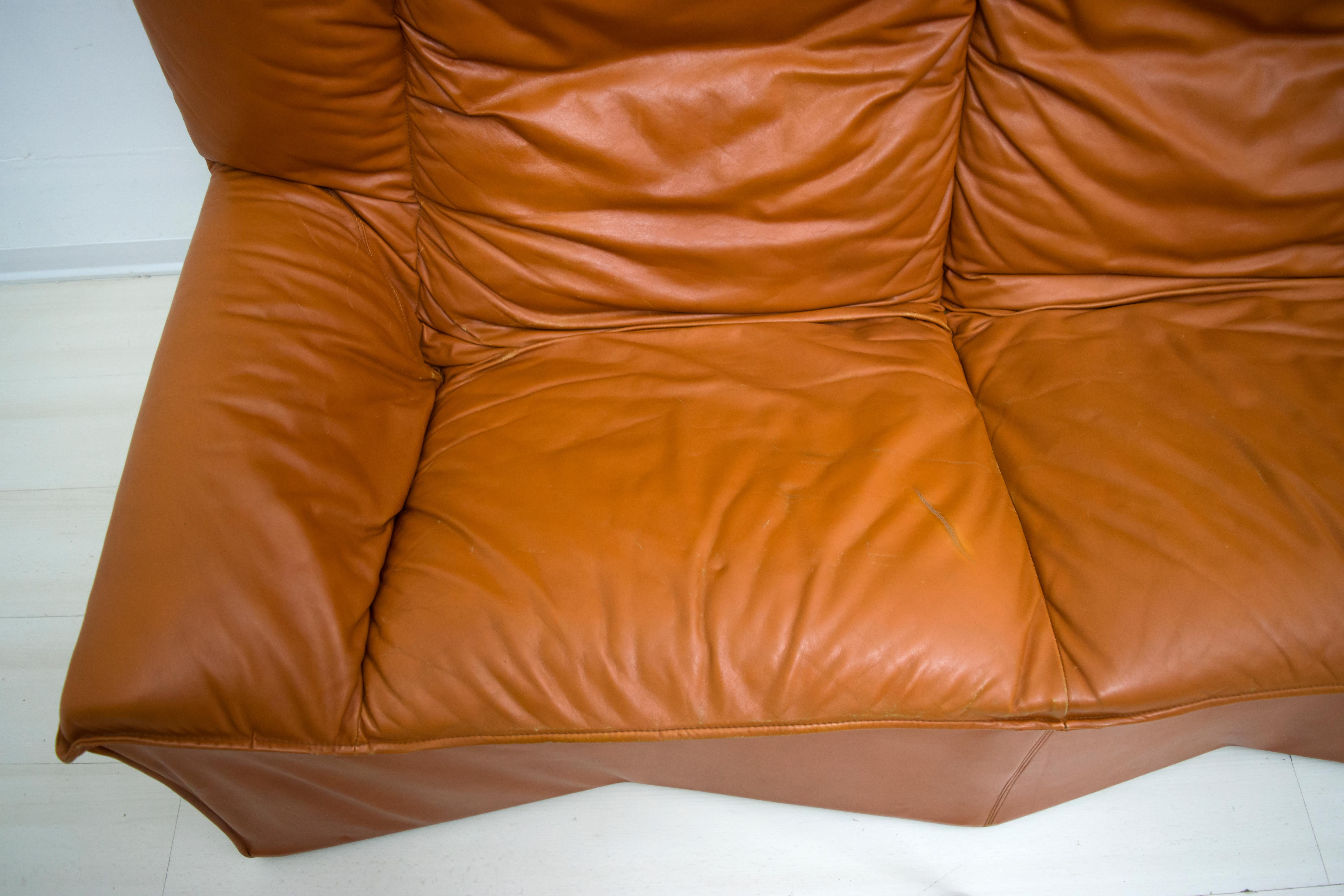 Mid-Century Modern Italian Real Leather Sofa by Cinova, 1964s 4