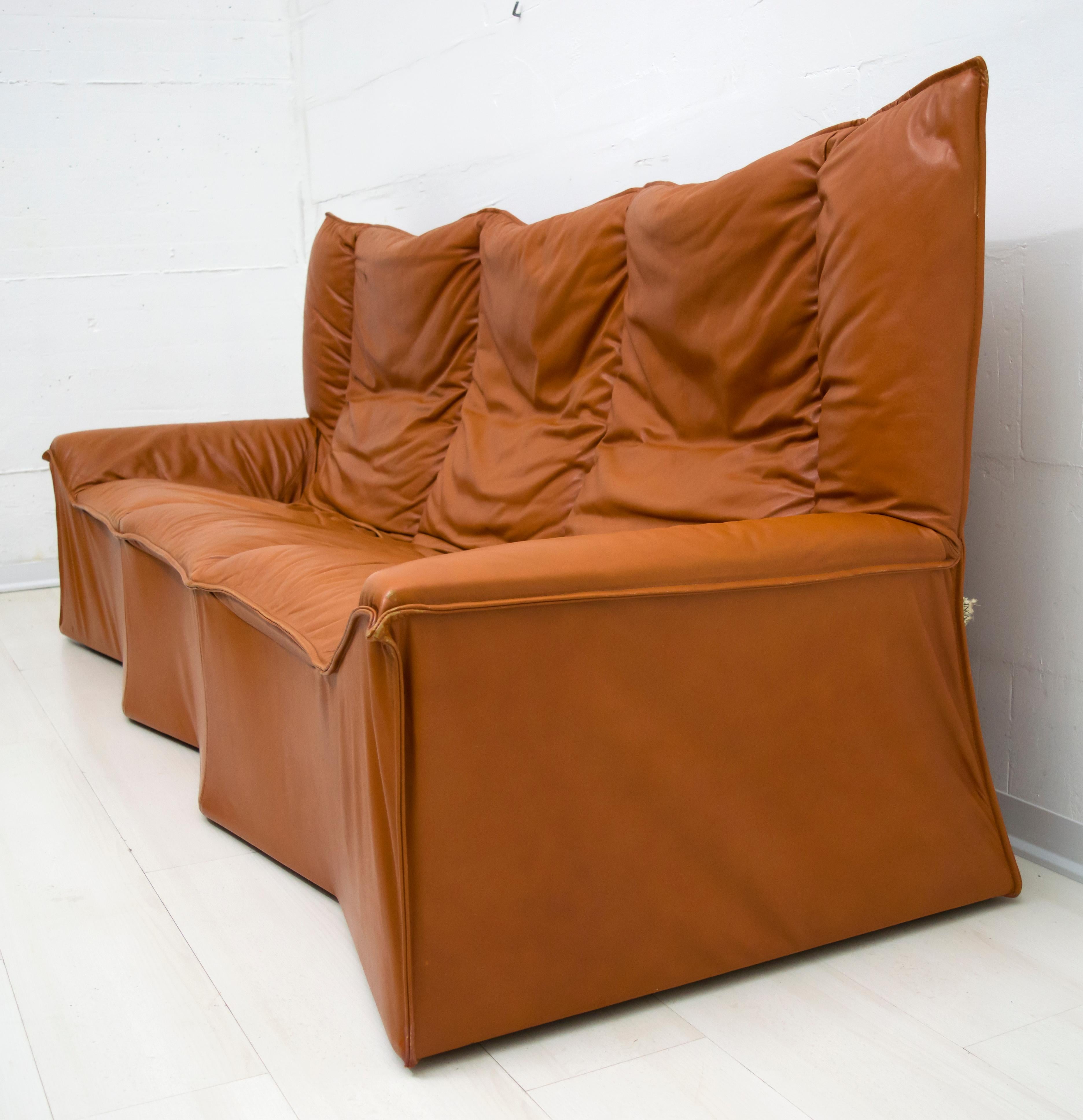 Mid-20th Century Mid-Century Modern Italian Real Leather Sofa by Cinova, 1964s