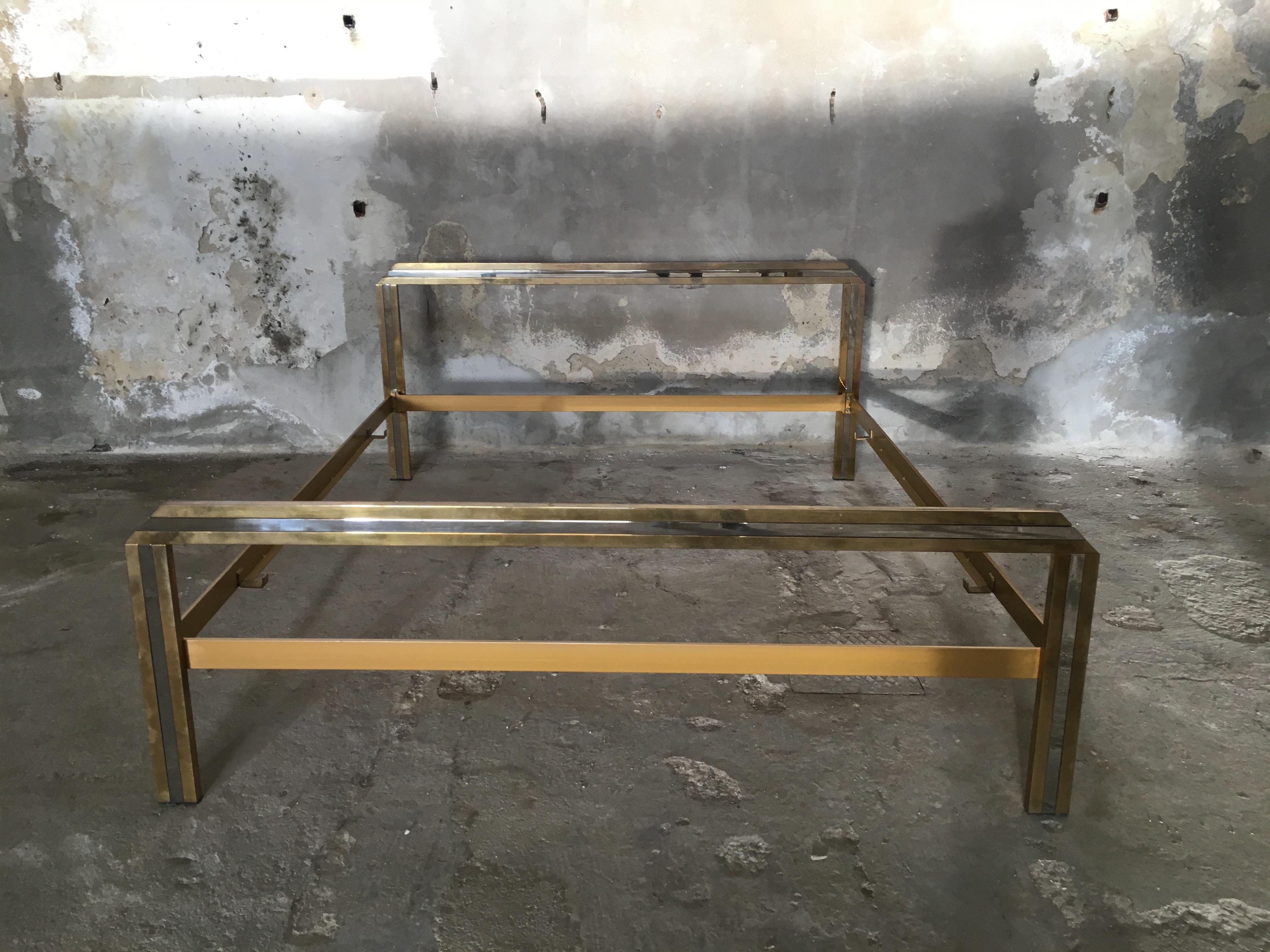 Mid-Century Modern Italian Romeo Rega Brass and Chrome Double Bed, 1970s In Good Condition For Sale In Prato, IT