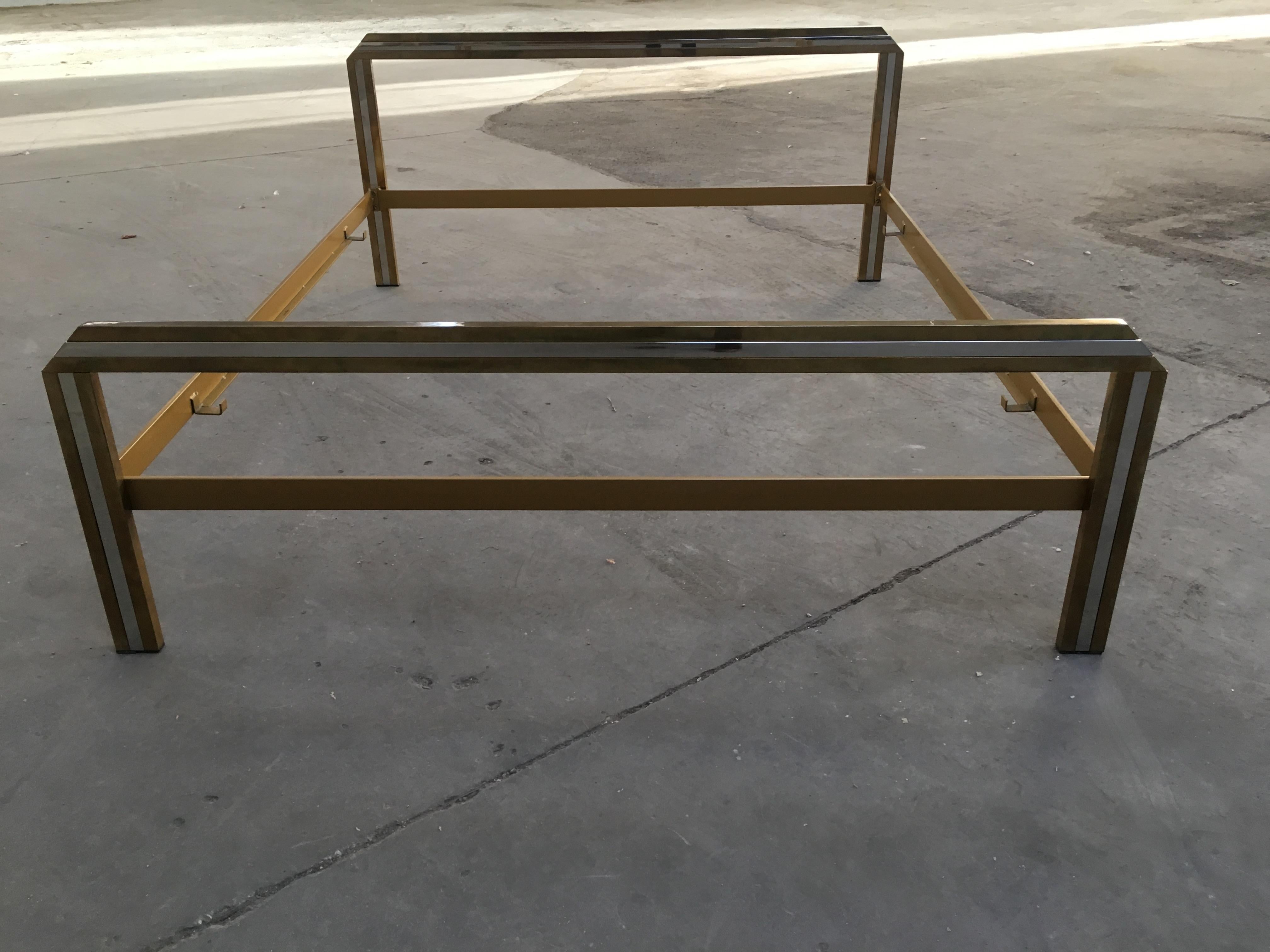 Late 20th Century Mid-Century Modern Italian Romeo Rega Brass and Chrome Double Bed, 1970s For Sale