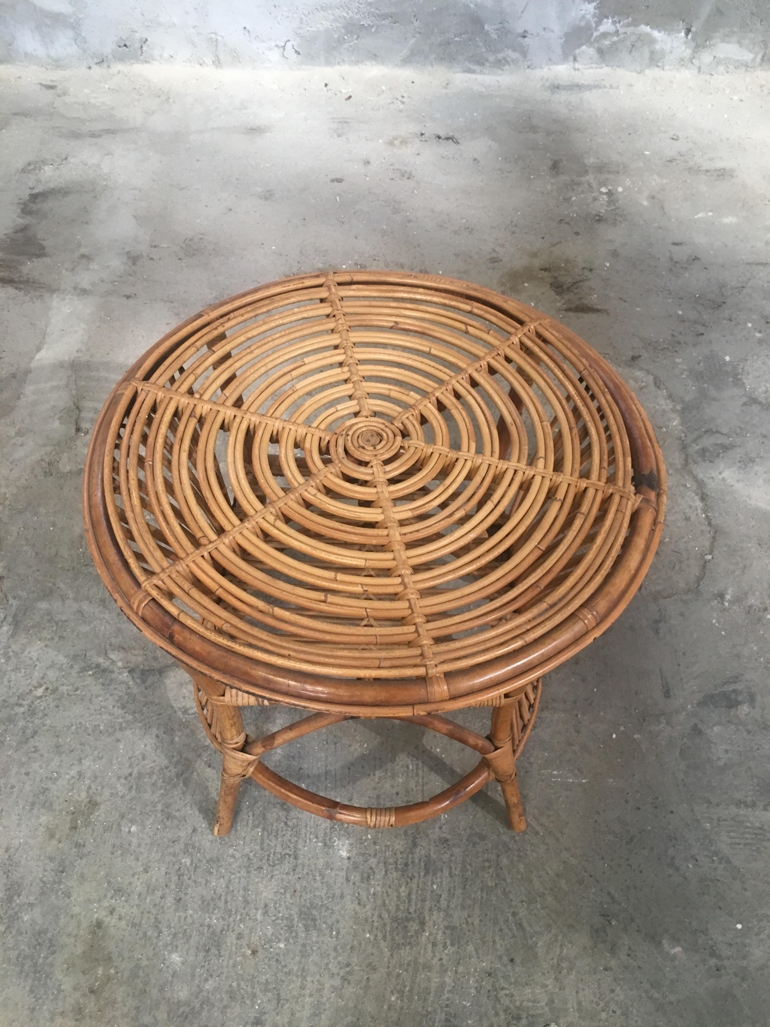 Mid-Century Modern Italian Round Bamboo and Wicker Side Table, 1970s 2