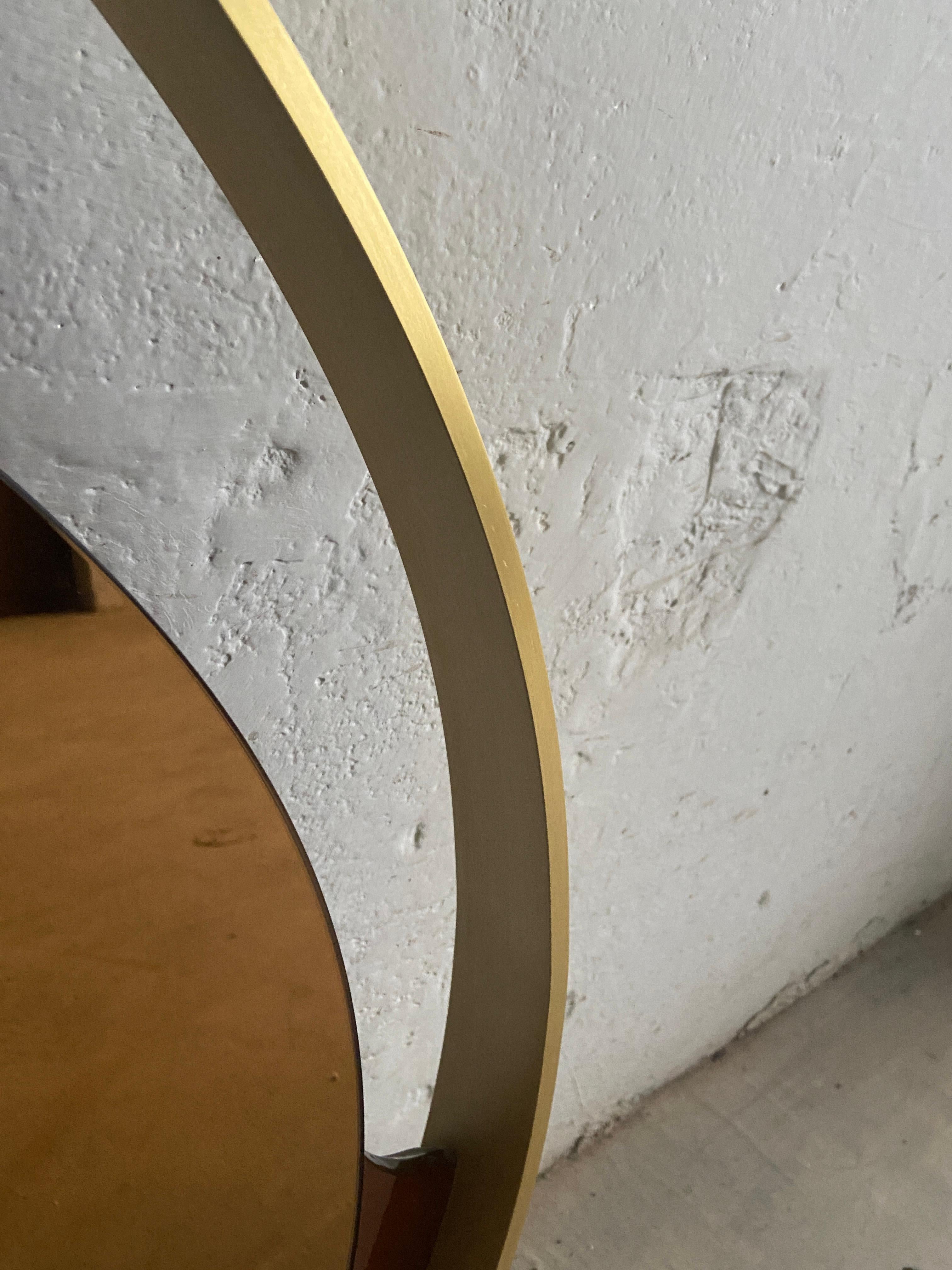 Mid-Century Modern Italian Round Gold Colored Mirror with Gilt Metal Frame 8