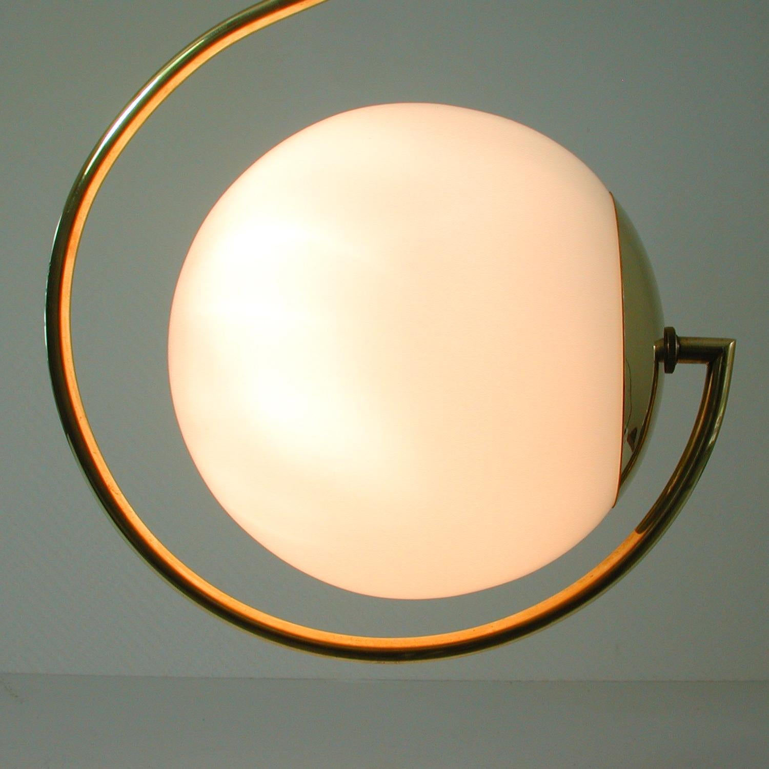 Mid-Century Modern Italian Satinated Glass and Brass Pendant Chandelier, 1950s 10