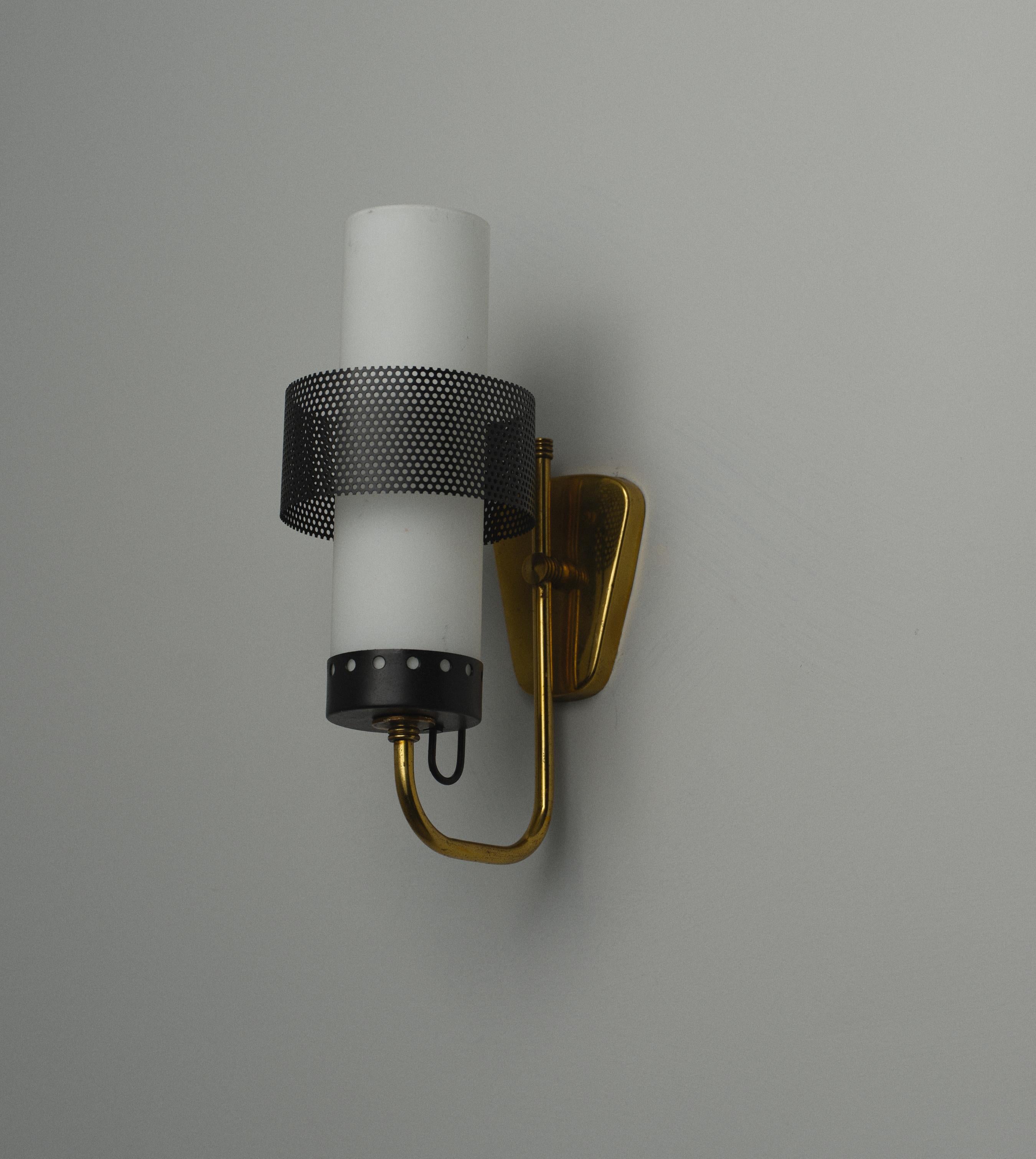 Metal Mid-Century Modern Italian Sconce For Sale