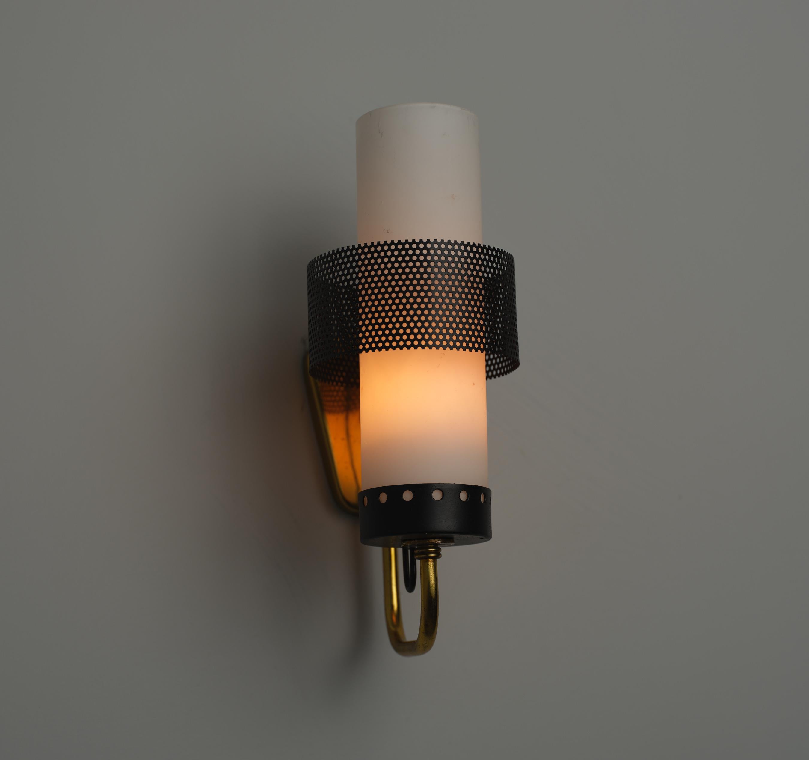 Mid-Century Modern Italian Sconce For Sale 1