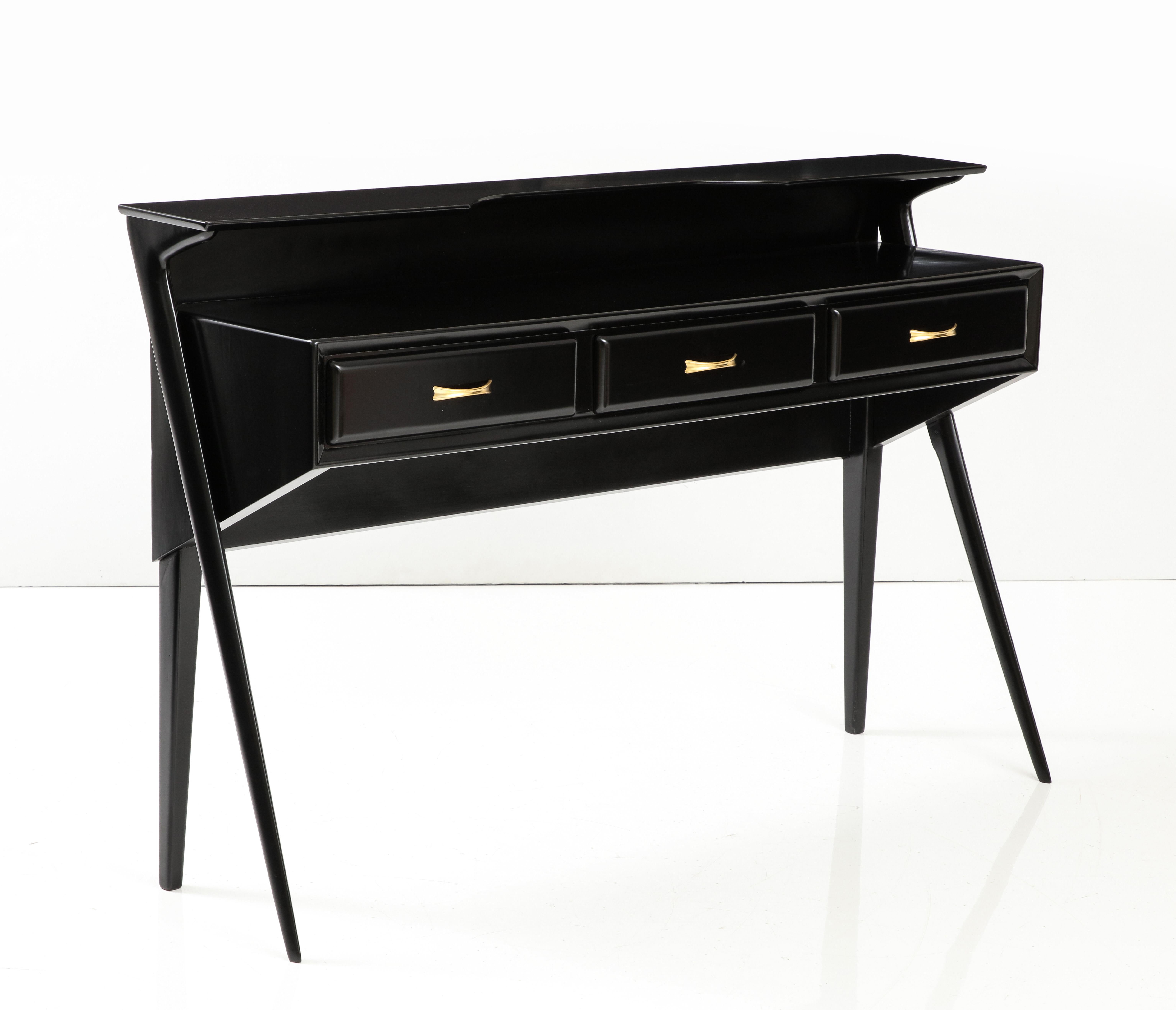 Moderne italienische skulpturale Konsole mit zwei Ebenen aus der Jahrhundertmitte (Moderne der Mitte des Jahrhunderts) im Angebot