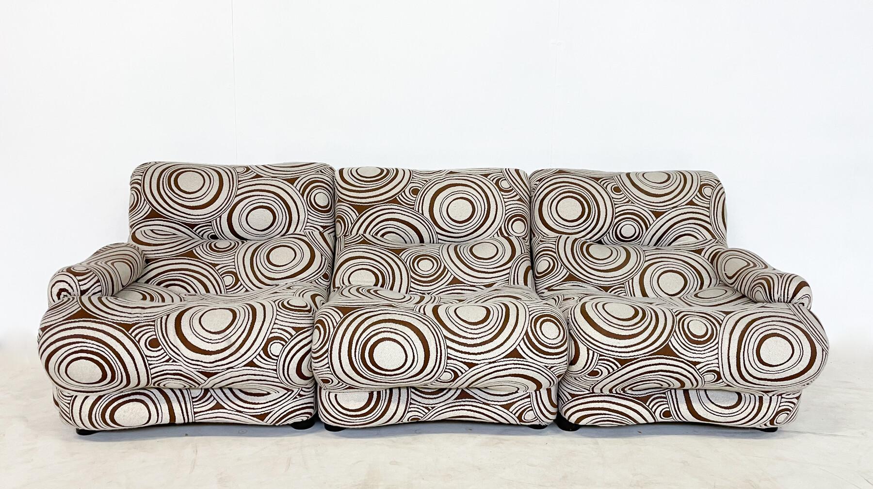 Ensemble de sièges italiens de style mi-siècle moderne par Emilio Guarnacci et Felix Padovano  en vente 1