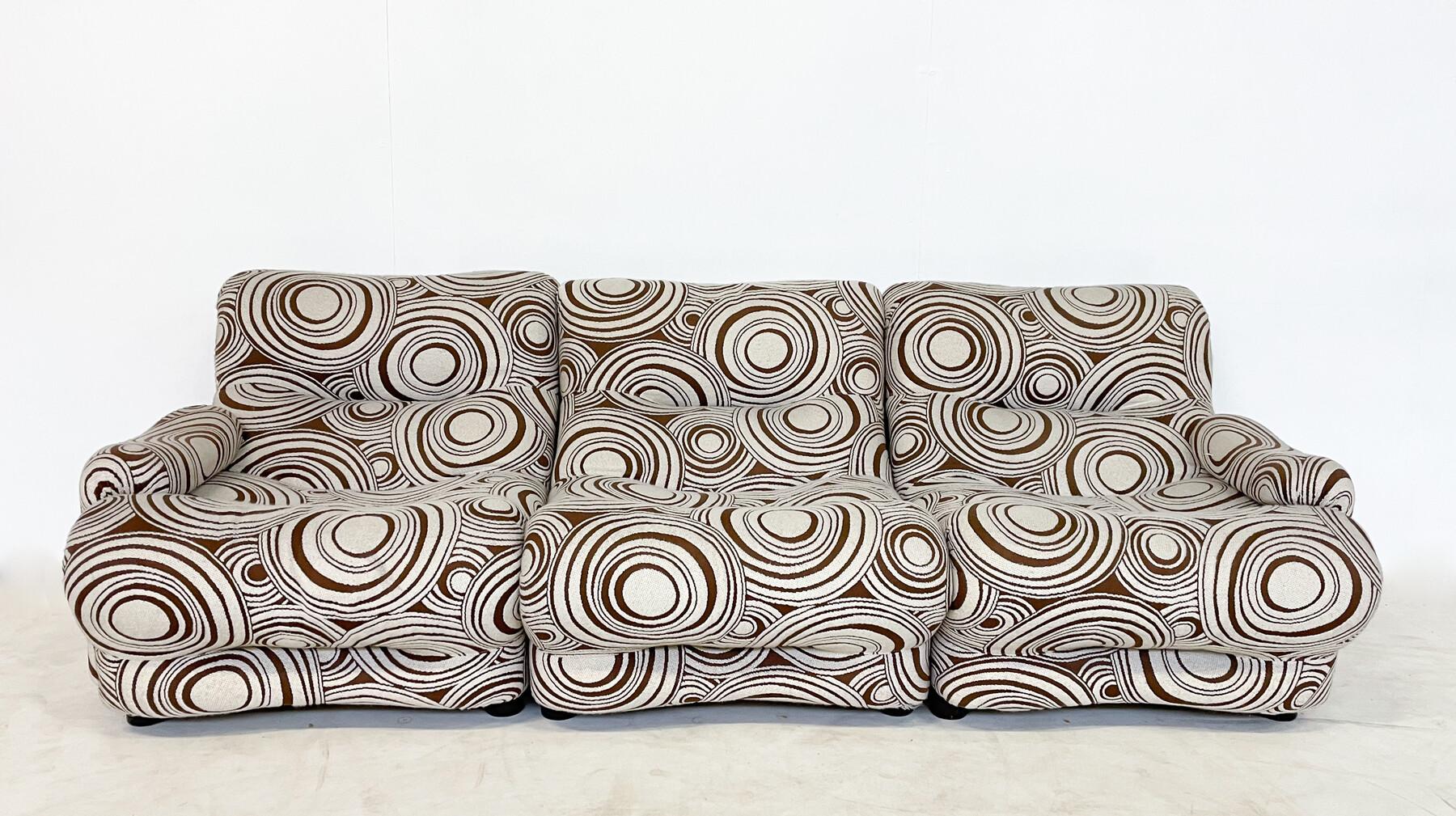 Ensemble de sièges italiens de style mi-siècle moderne par Emilio Guarnacci et Felix Padovano en vente 1