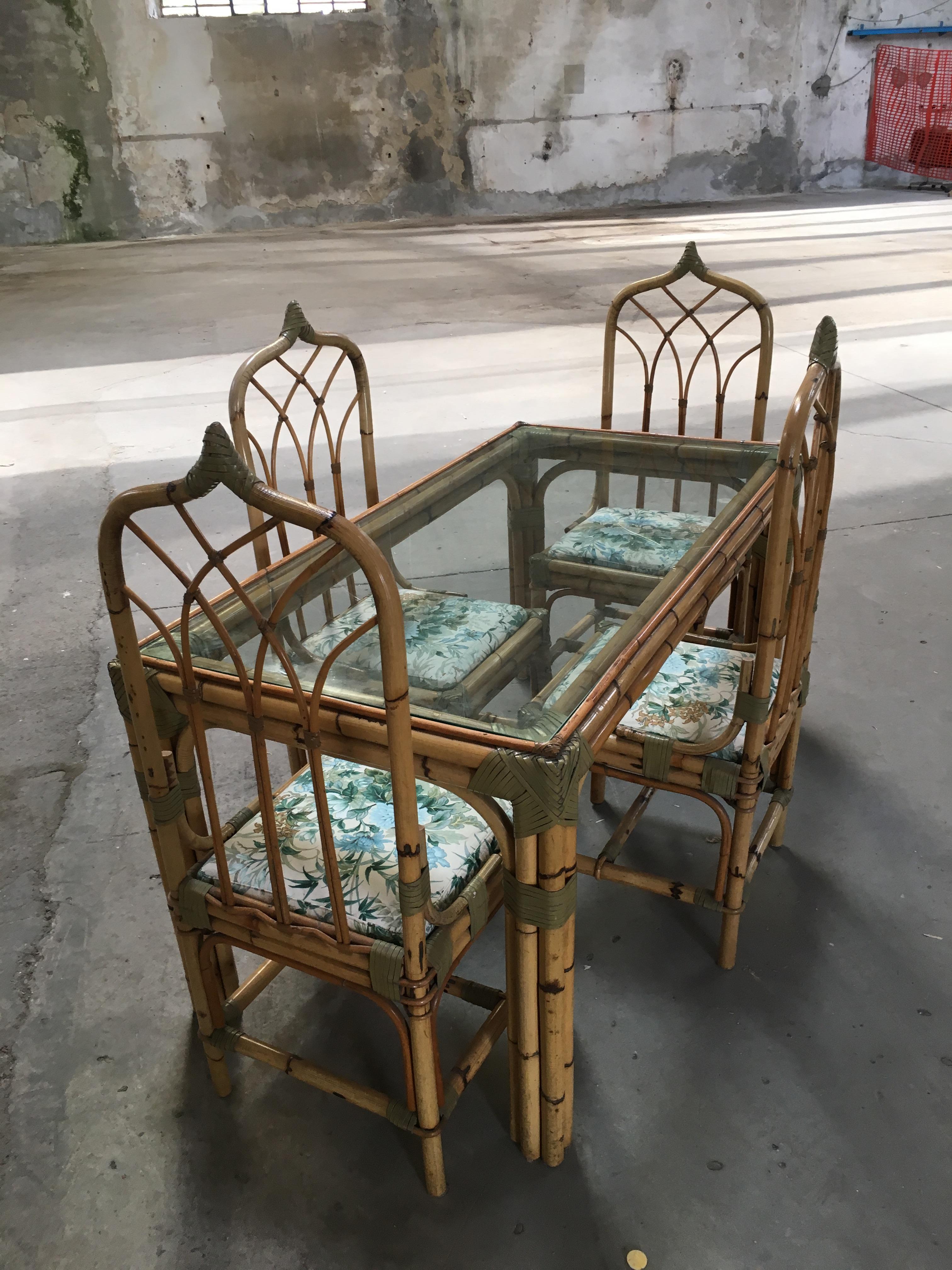 Ensemble italien de 4 chaises de salle à manger en bambou et cuir, 1970 11