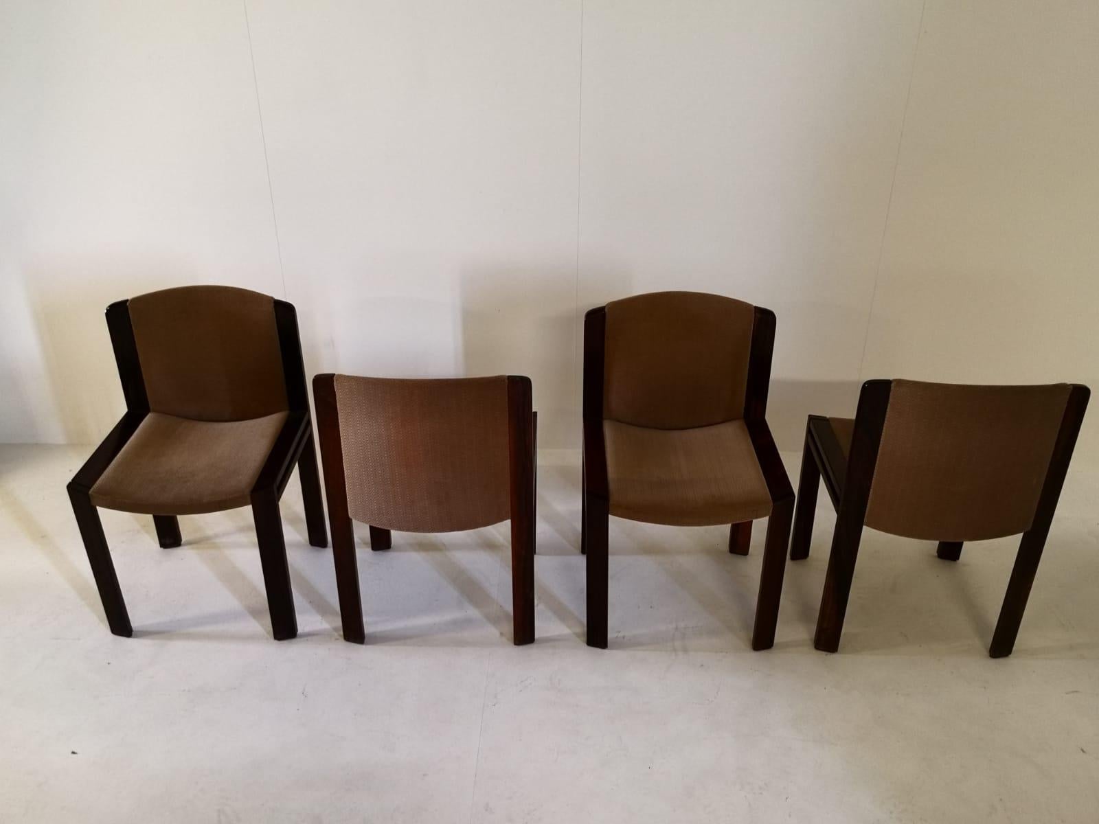 Mid-Century Modern Italian Set of 4 Chairs Model 300 by Joe Colombo, 1965 1