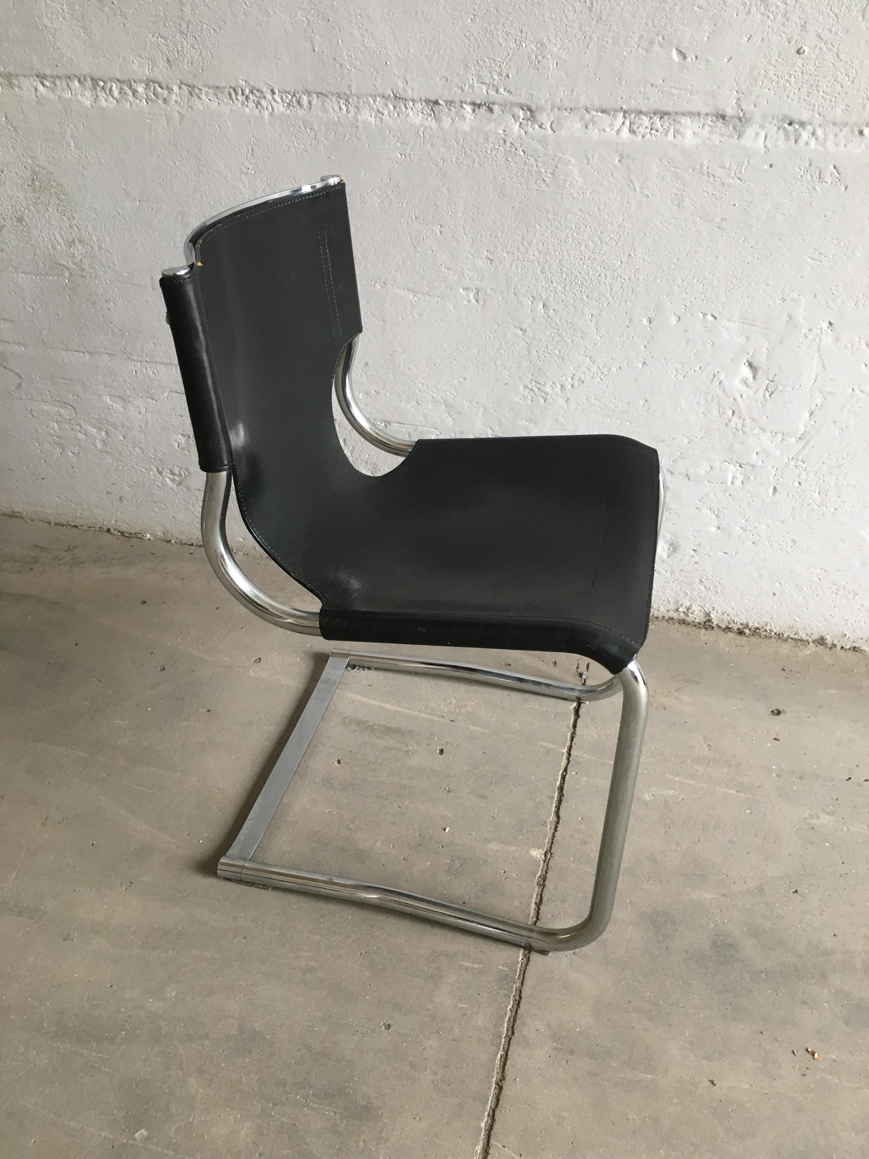 Mid-Century Modern Italian Set of 4 Chrome and Leather Chairs 6