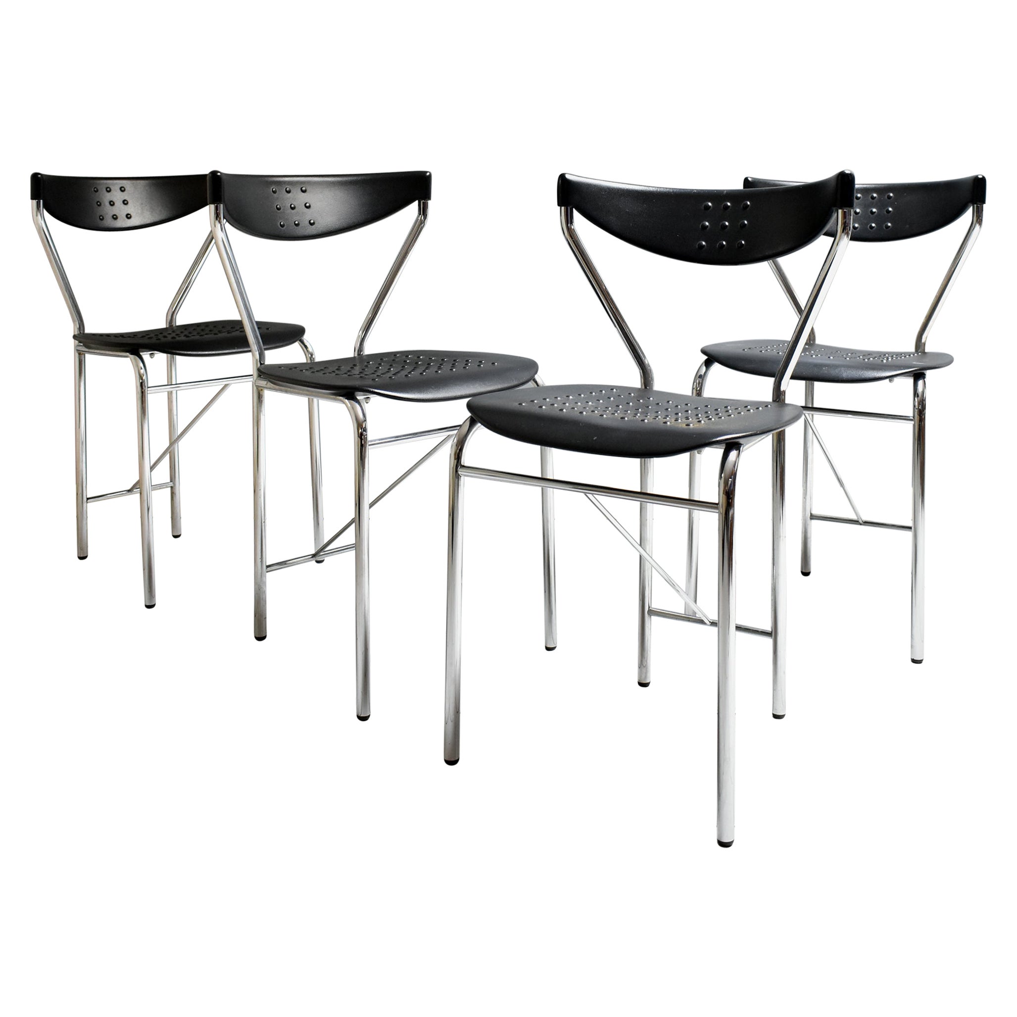 Moderno italiano de mediados de siglo, Juego de 4 sillas de comedor de Citterio Cucine, 1980