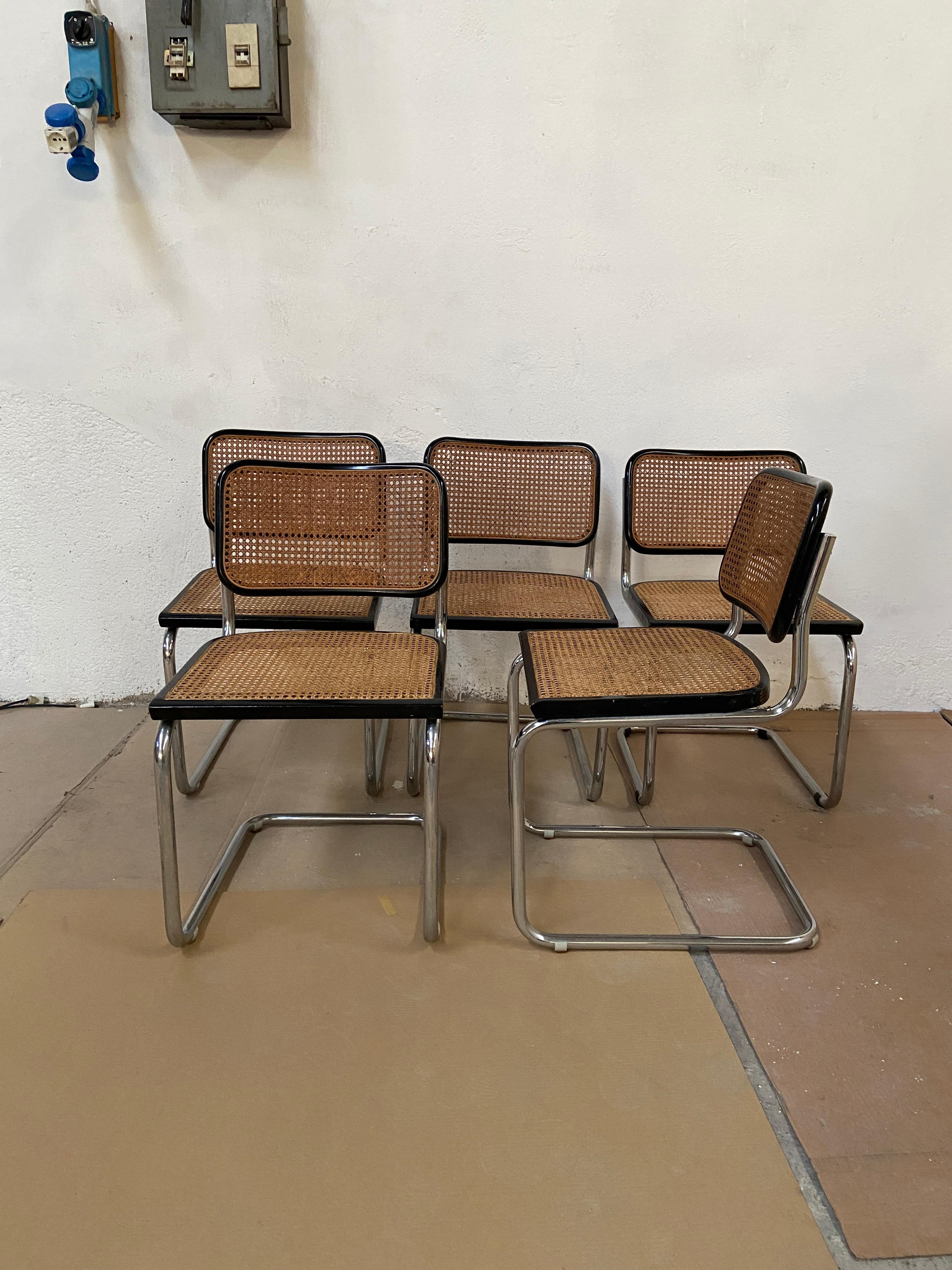 Mid-Century Modern Italian Set of 5 Cesca Chrome Chairs by Marcel Breuer, 1970s In Good Condition In Prato, IT