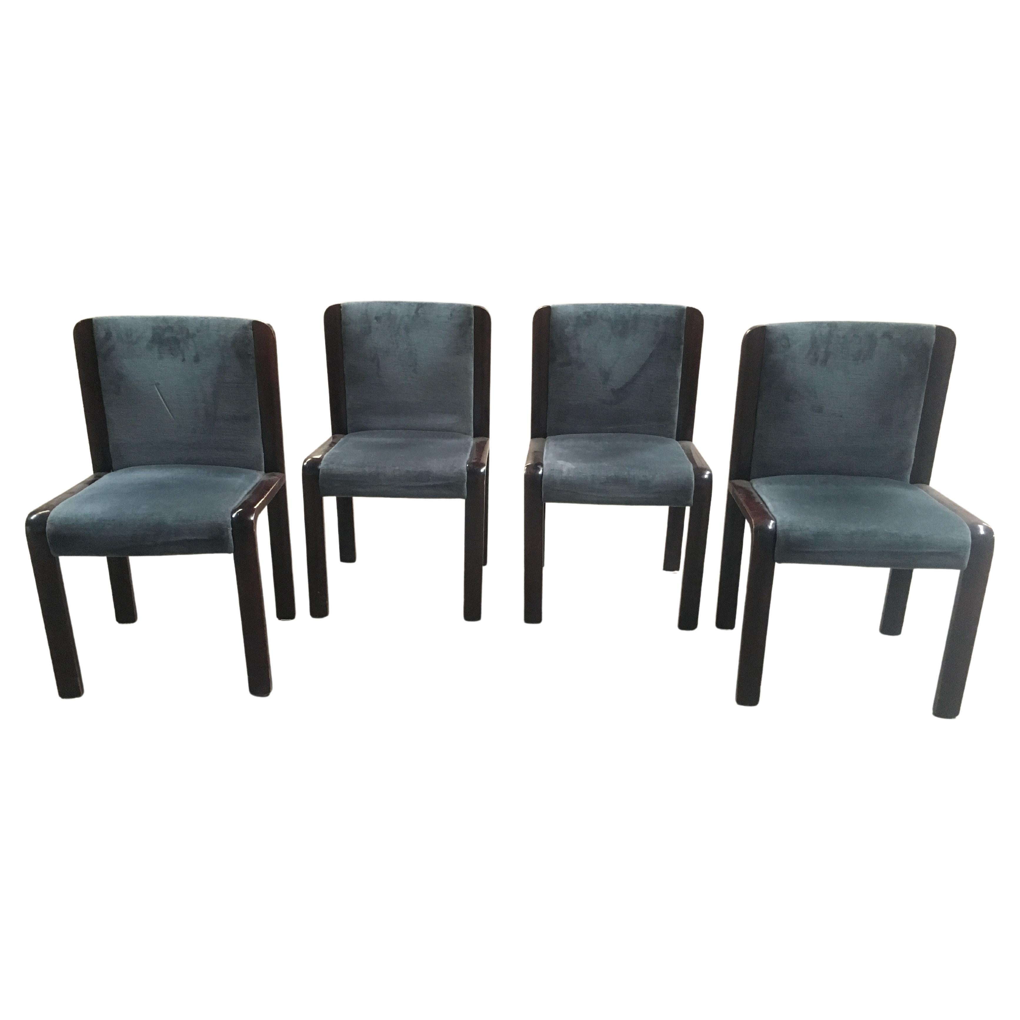 Mid-Century Modern Italian Set of Four Dining Chairs in the Style of Joe Colombo For Sale