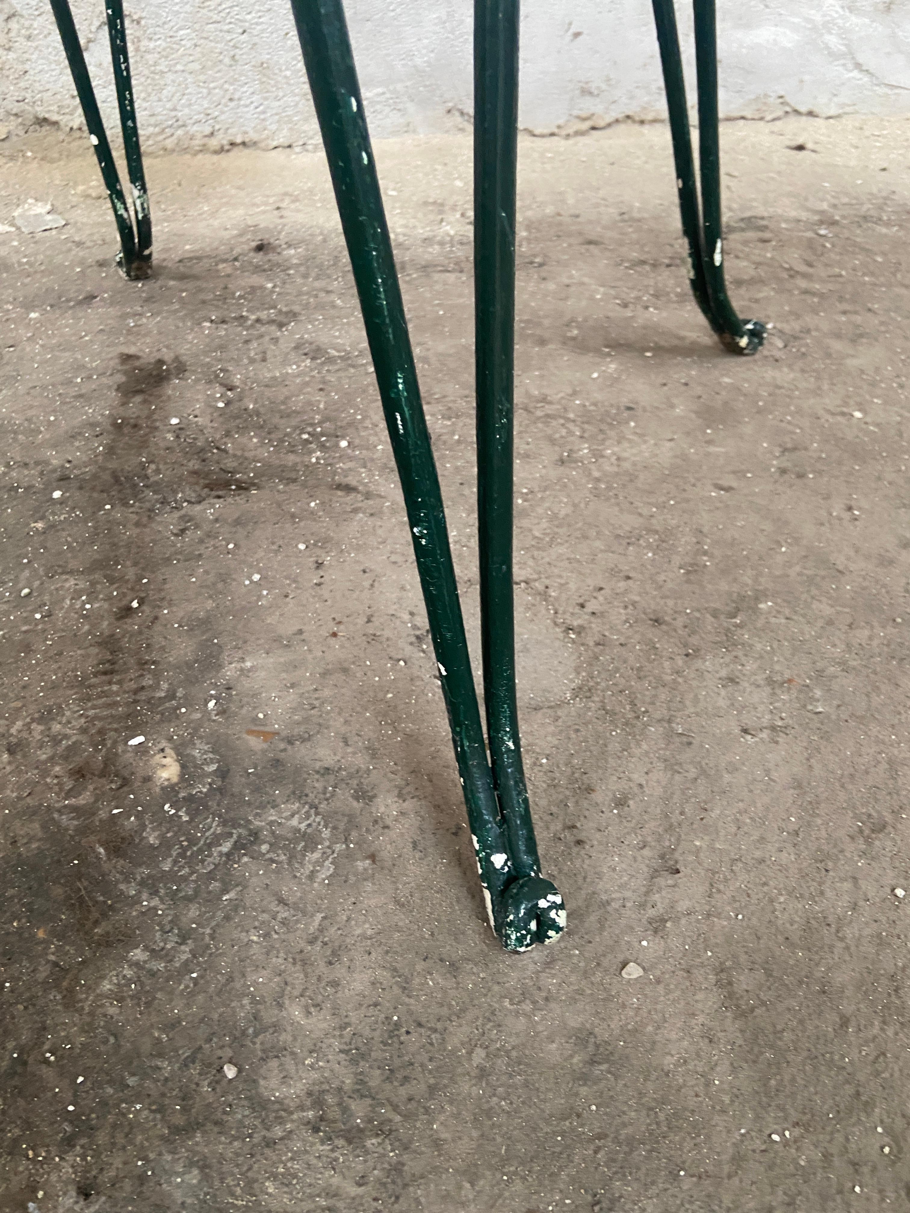 Mid-Century Modern Italian Set of Green Painted Iron Garden Chairs from 1960s For Sale 6