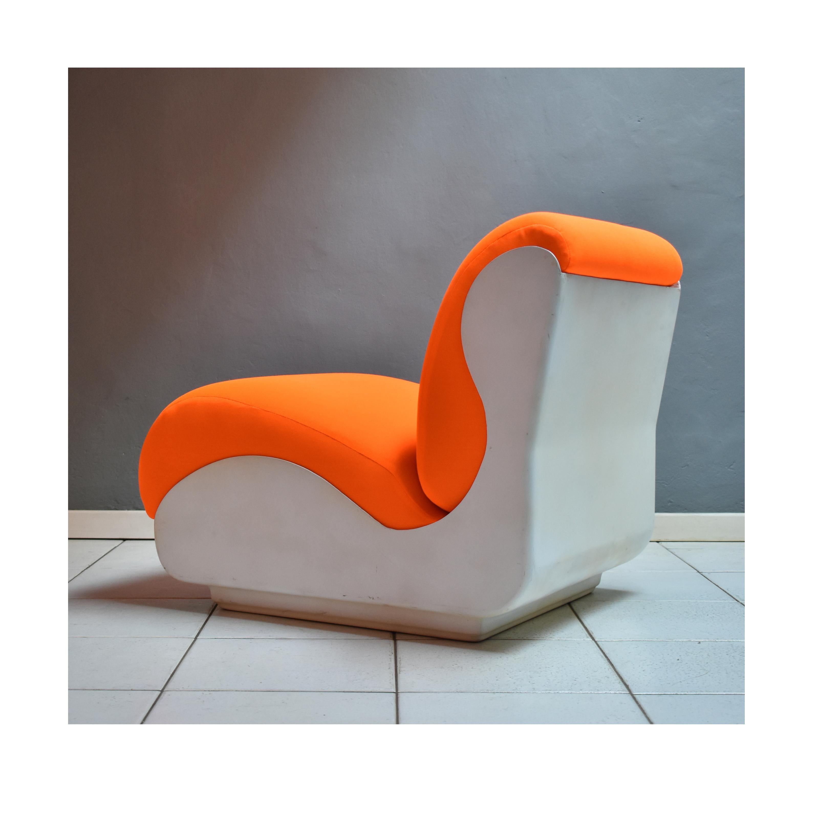 Moderner italienischer Sessel aus der Mitte des Jahrhunderts, 1970er Jahre, 2er-Set, orangefarbene fluoweiße Struktur im Angebot 9