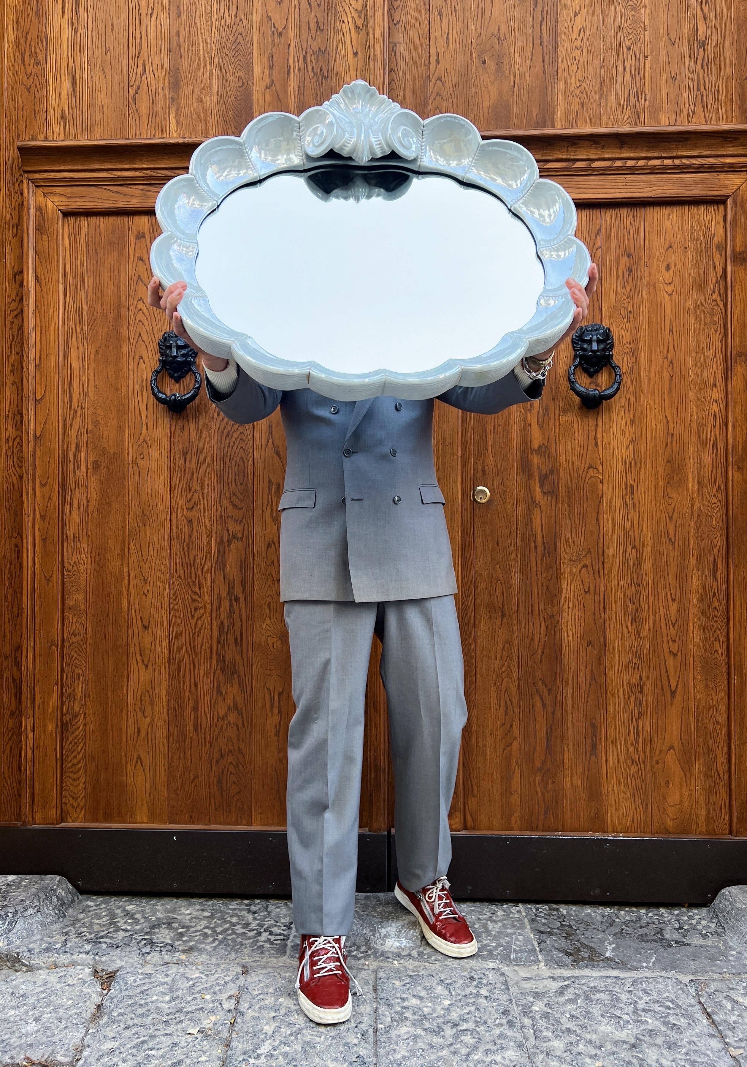 Céramique Miroir en céramique italienne en forme de coquillage, The Moderns, 1970 en vente