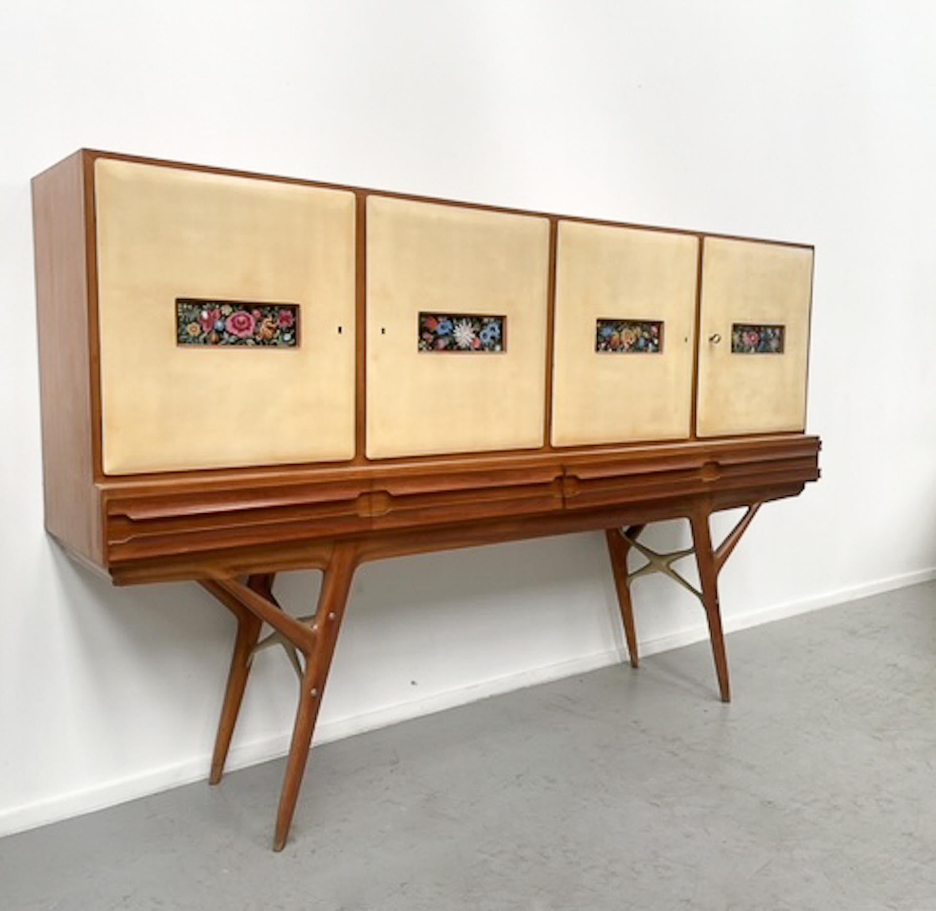 Mid-Century Modern Italian Sideboard Attributed to Ico Parisi, Italy, 1960s In Good Condition For Sale In Brussels, BE