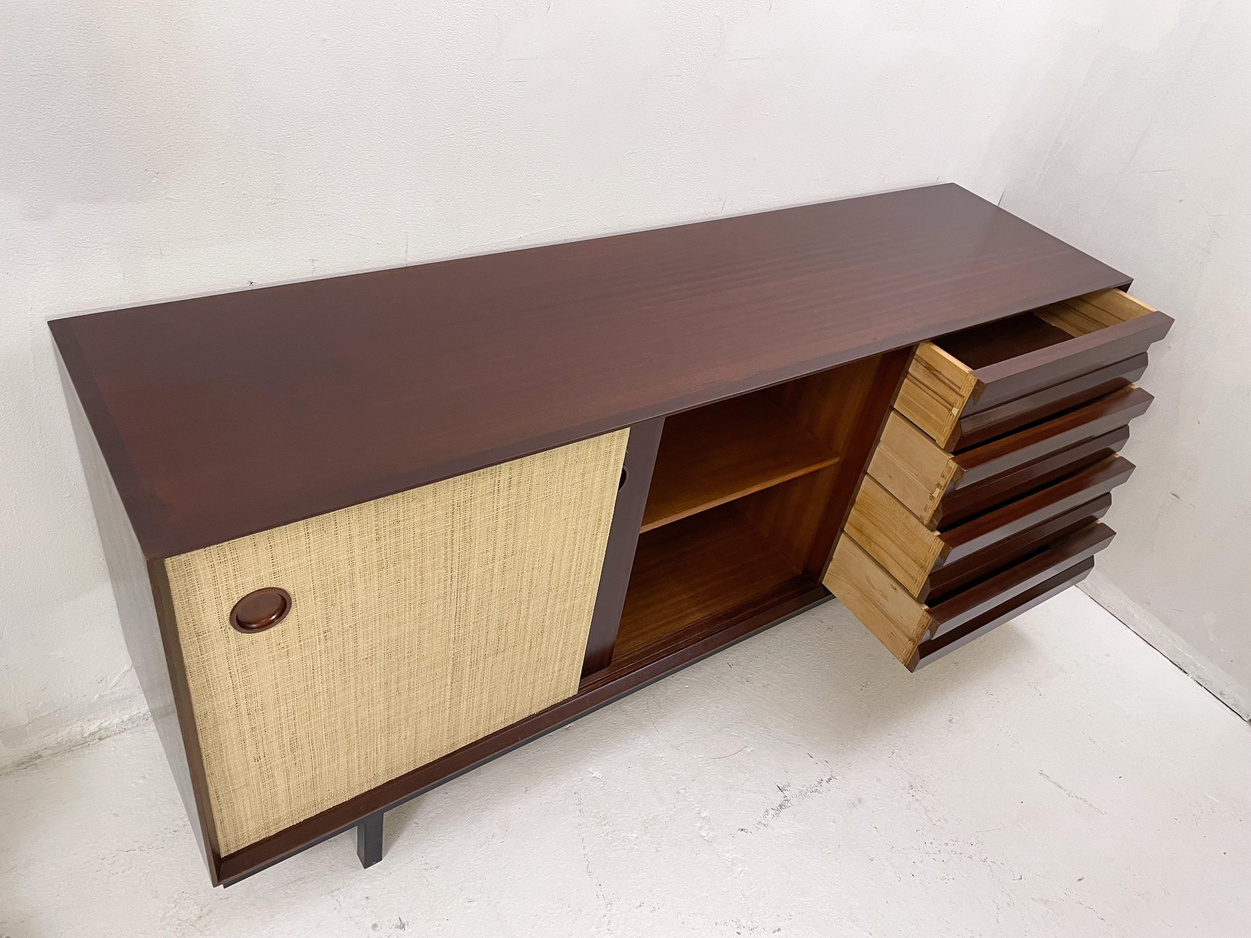 Italienisches Sideboard aus Teakholz, Moderne der Mitte des Jahrhunderts, Italien, 1960er Jahre im Angebot 3